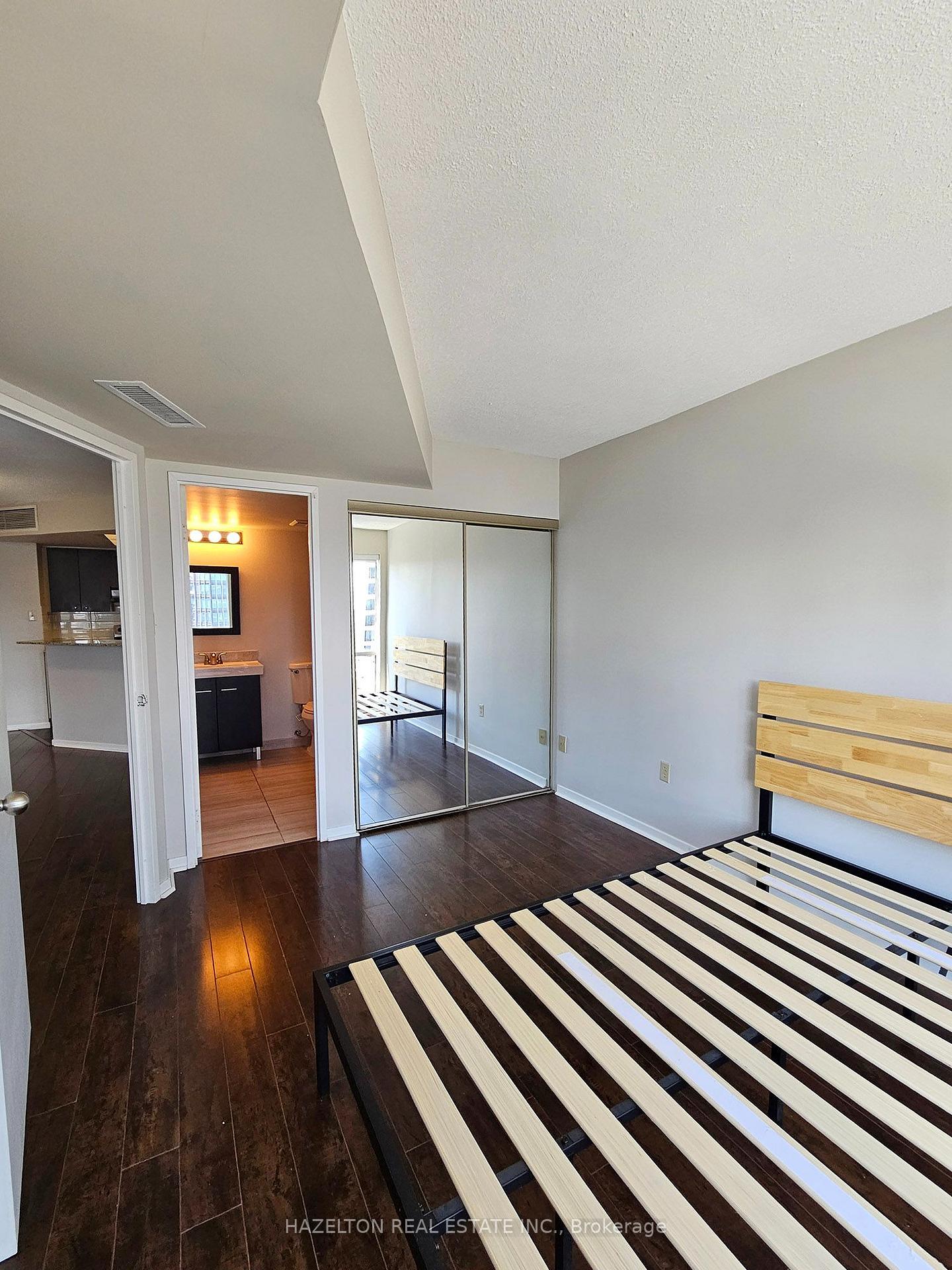 Photo 14 of Unit 2305, 1001 Bay Street, Toronto, Bay Street Corridor — HOMEH