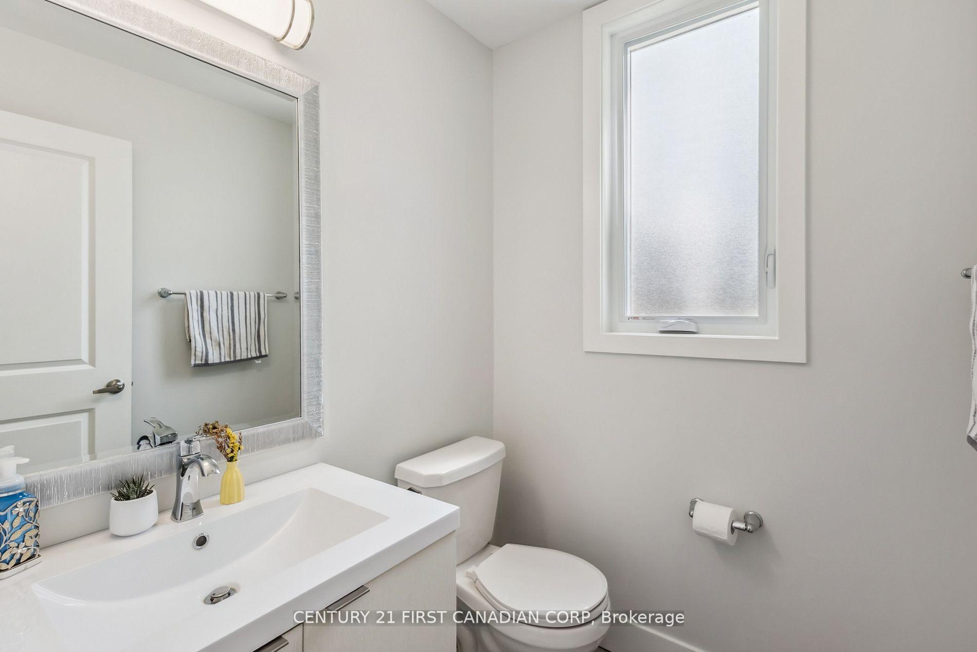 Photo 23 of Unit 21, 990 Deveron Crescent, London, South J — HOMEH