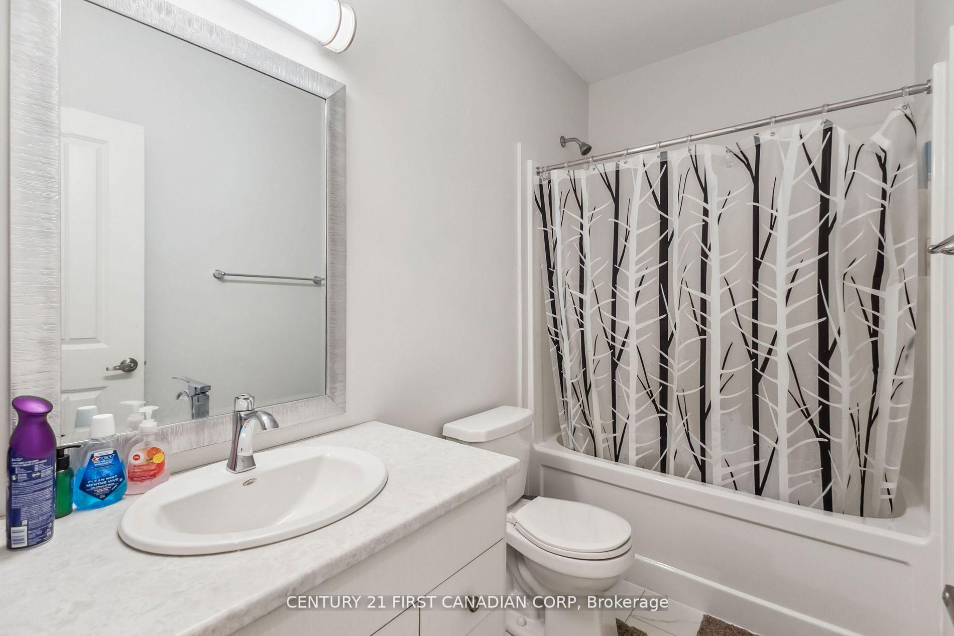 Photo 29 of Unit 21, 990 Deveron Crescent, London, South J — HOMEH