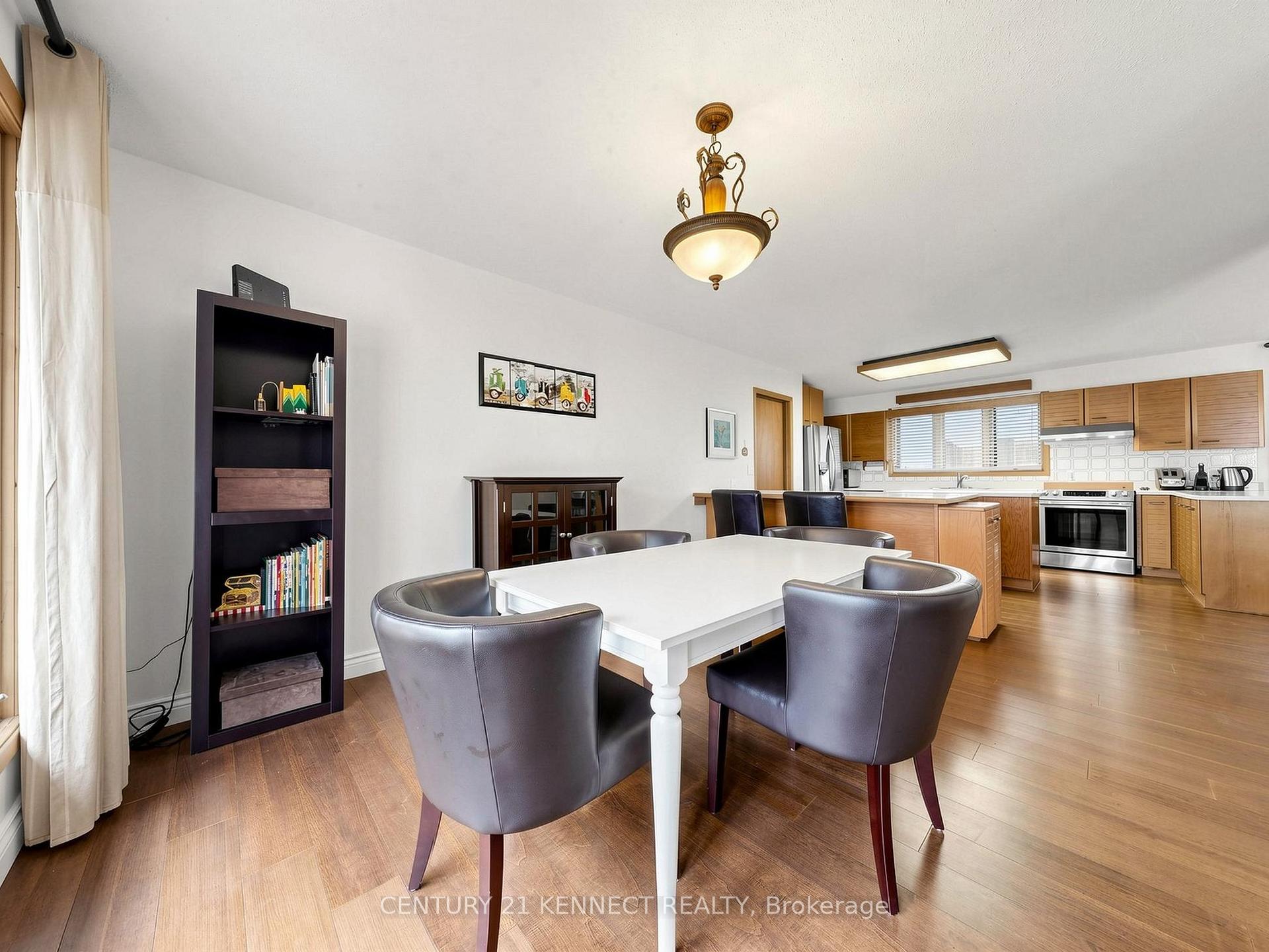 Photo 13 of 44 Pinewood Boulevard, Kawartha Lakes, Eldon — HOMEH