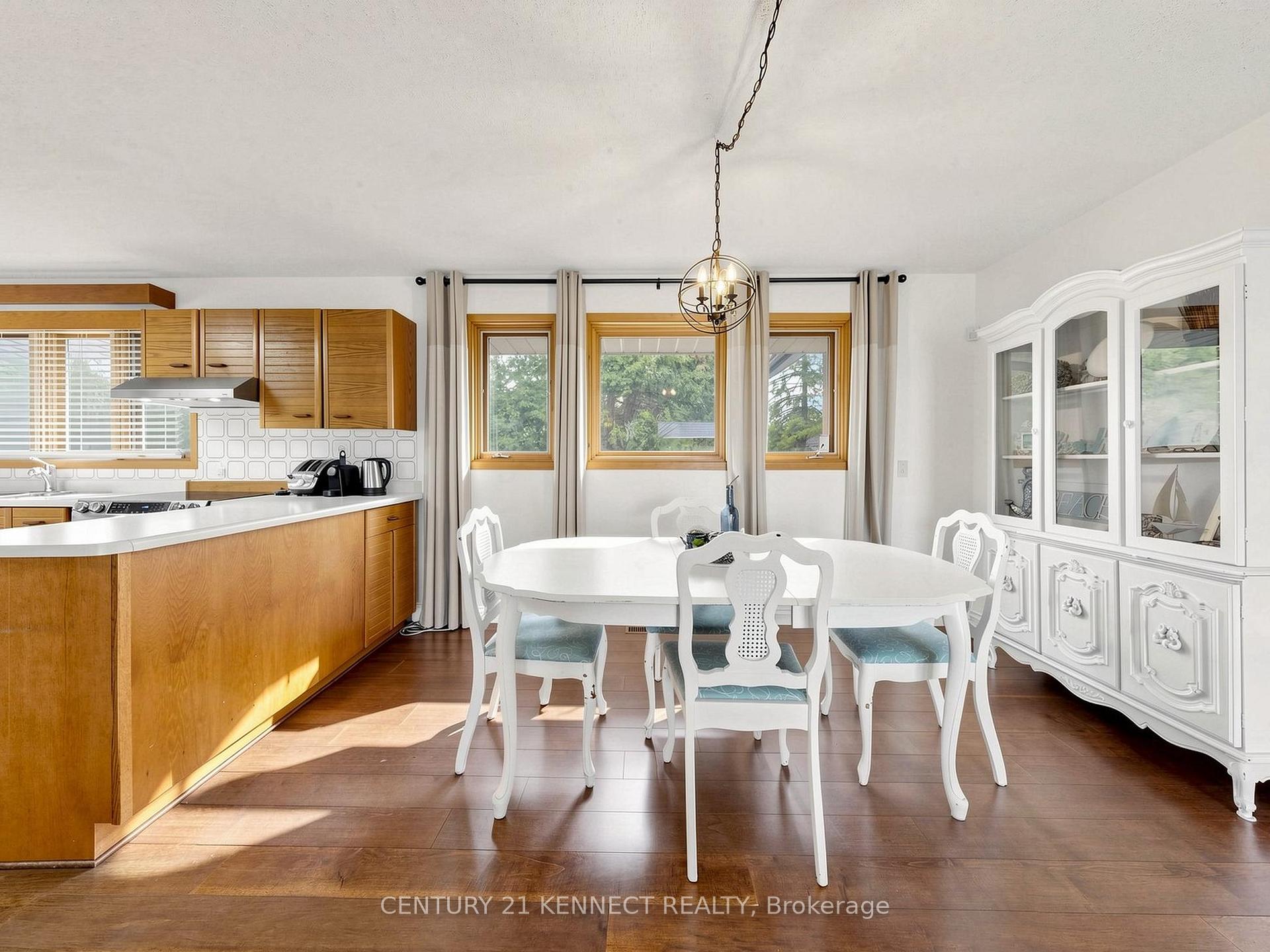 Photo 16 of 44 Pinewood Boulevard, Kawartha Lakes, Eldon — HOMEH