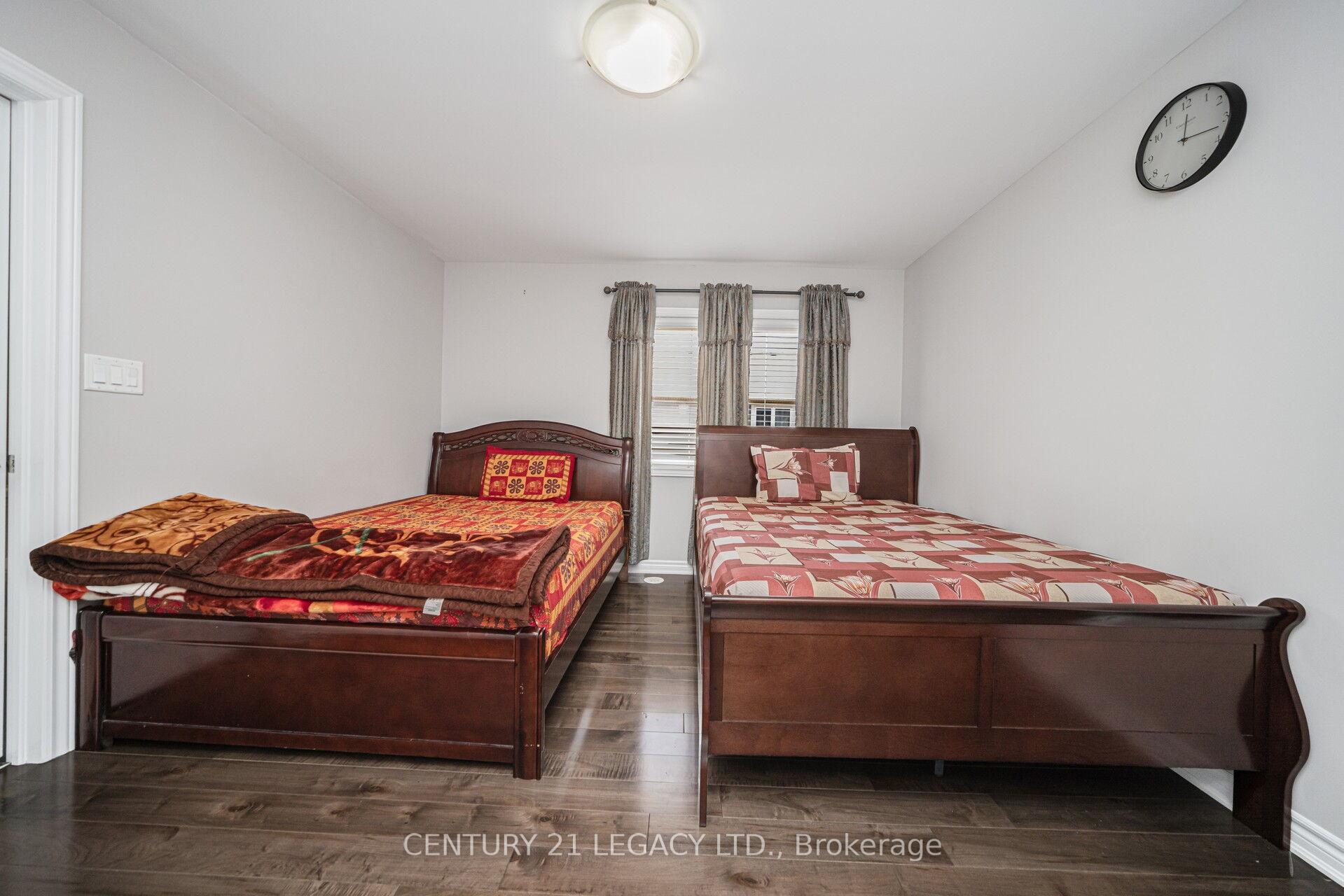 Photo 22 of 40 Donomore Drive, Brampton, Northwest Brampton — HOMEH