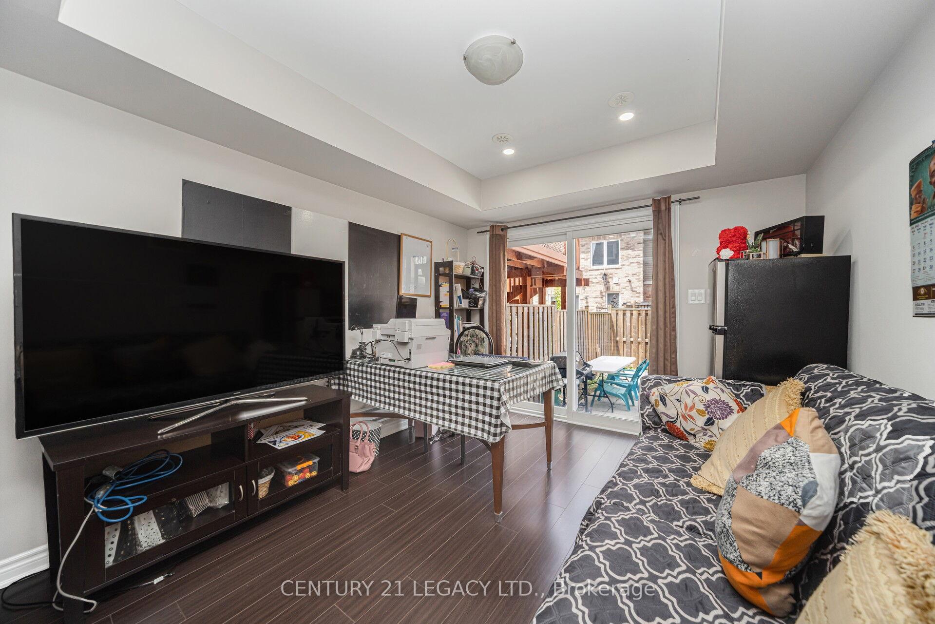 Photo 34 of 40 Donomore Drive, Brampton, Northwest Brampton — HOMEH