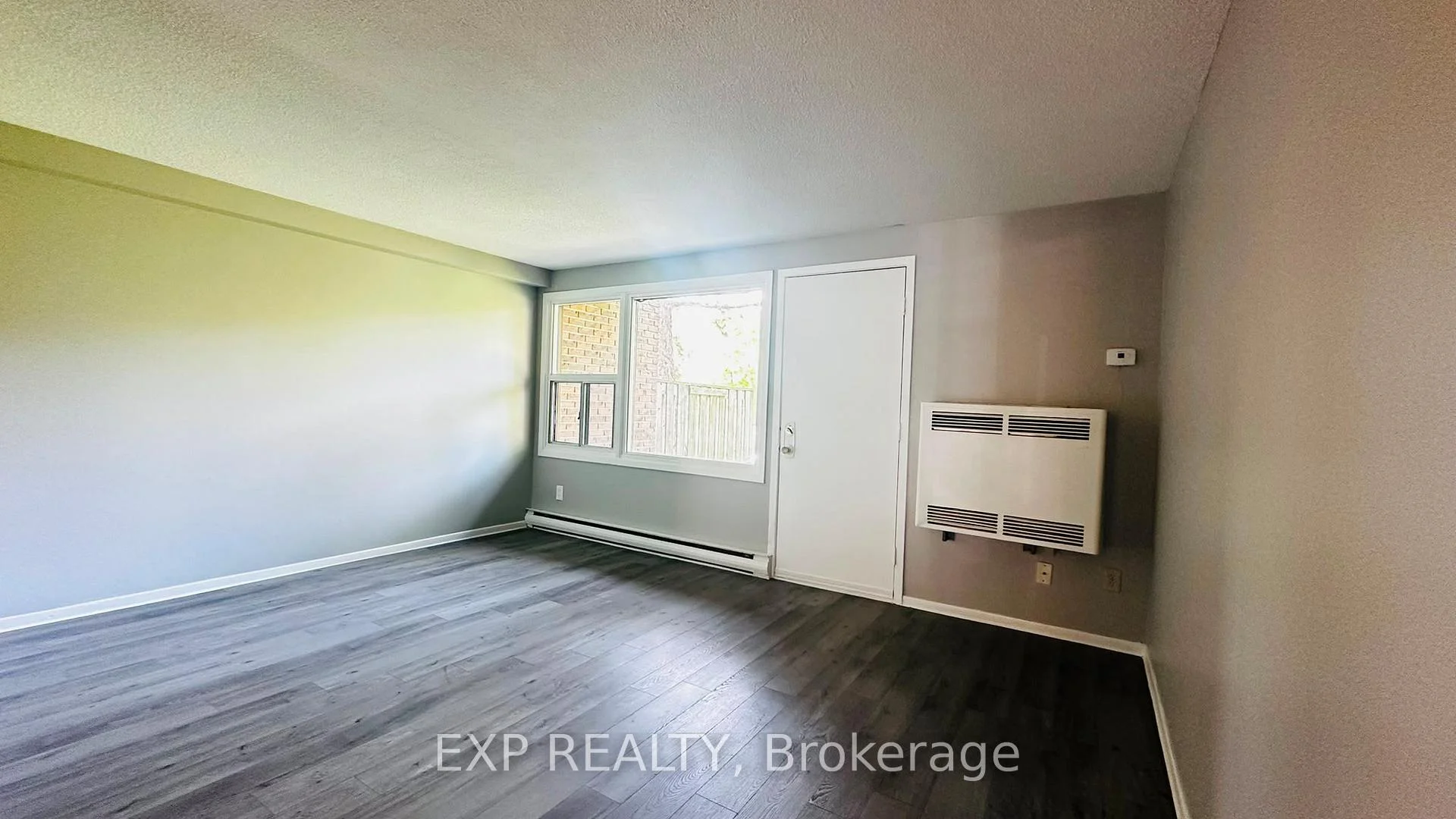 Photo 4 of Unit 9, 1200 Courtland Avenue E, Kitchener, Vanier - Kitchener — HOMEH