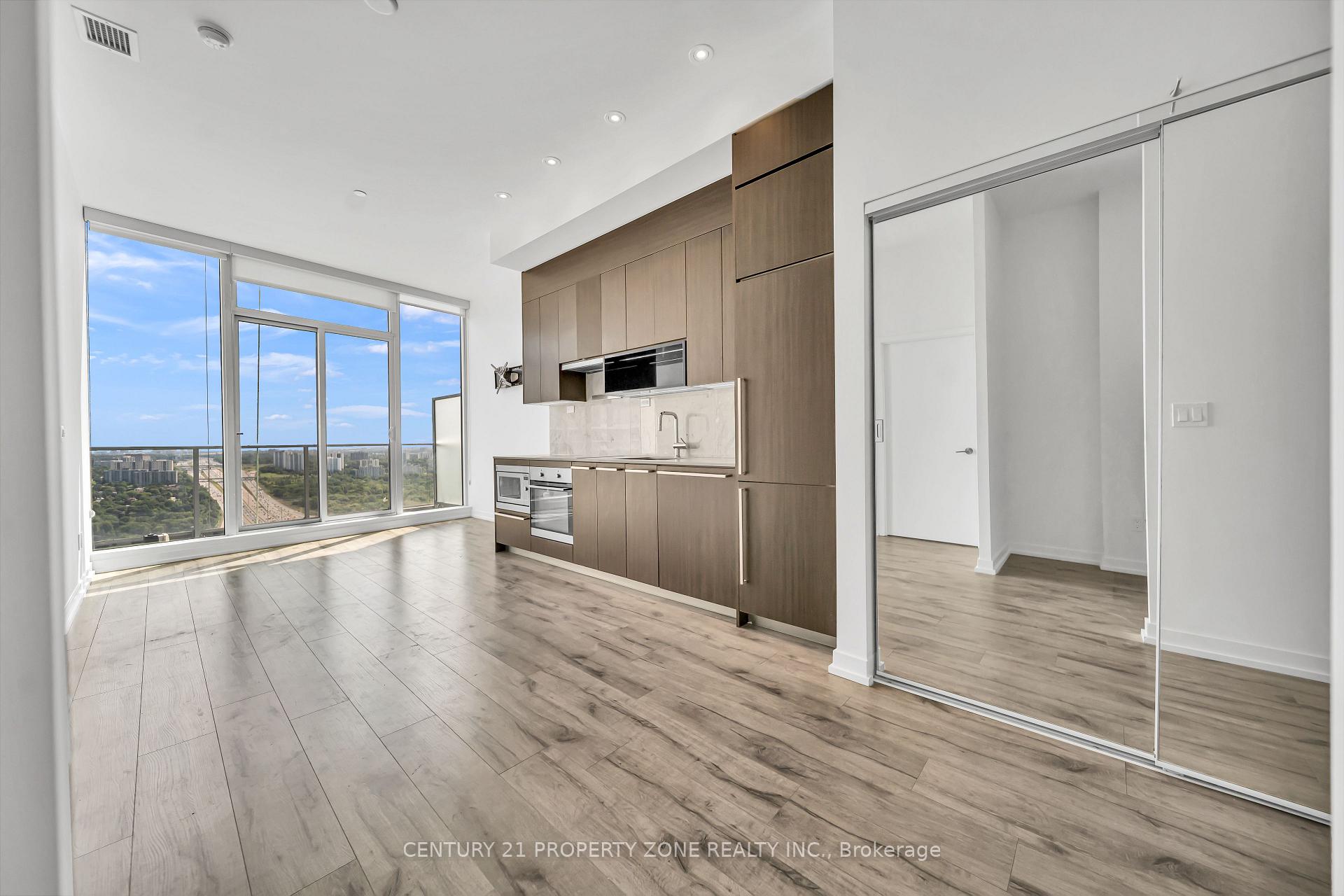 Photo 19 of Unit 709, Ph09 Mcmahon Drive, North York, Bayview Village — HOMEH