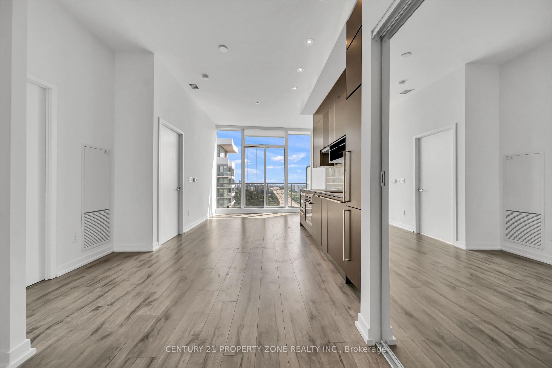 Photo 20 of Unit 709, Ph09 Mcmahon Drive, North York, Bayview Village — HOMEH