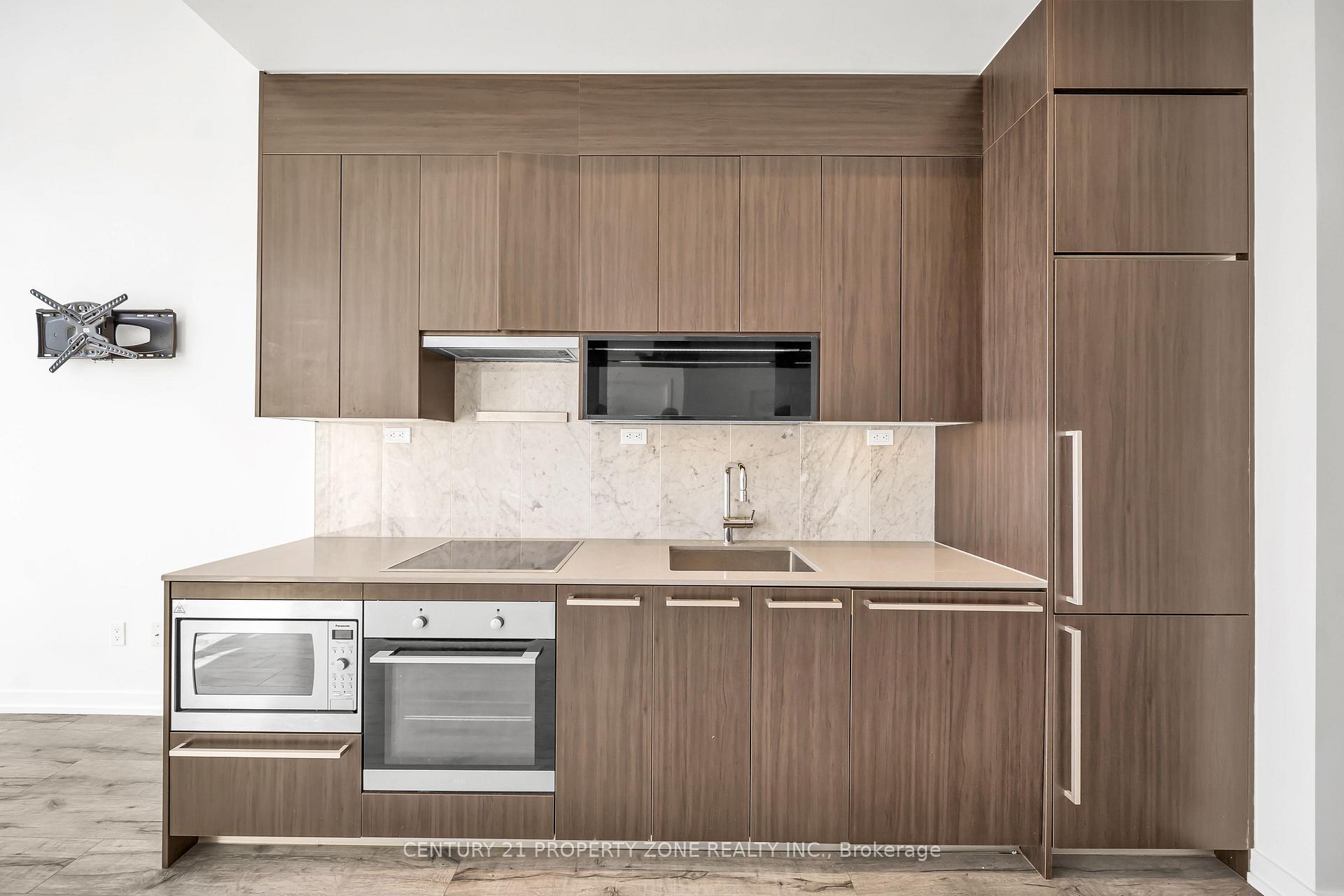 Photo 25 of Unit 709, Ph09 Mcmahon Drive, North York, Bayview Village — HOMEH