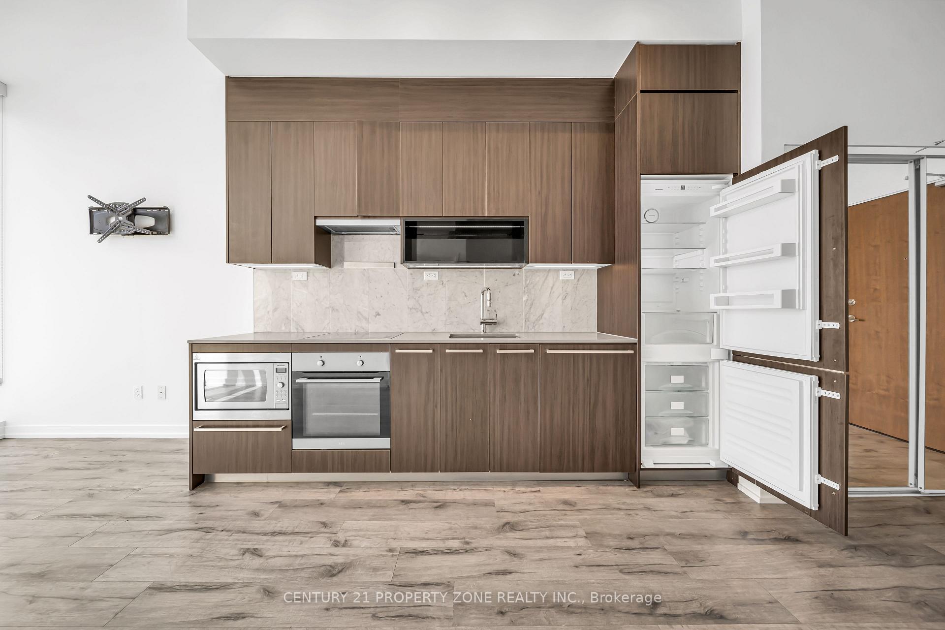 Photo 29 of Unit 709, Ph09 Mcmahon Drive, North York, Bayview Village — HOMEH