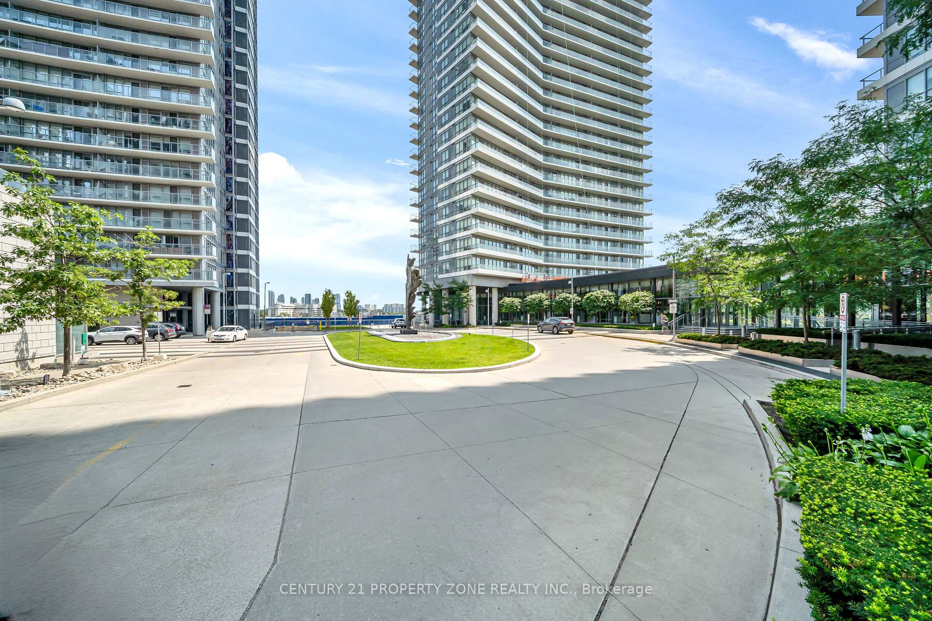 Photo 45 of Unit 709, Ph09 Mcmahon Drive, North York, Bayview Village — HOMEH