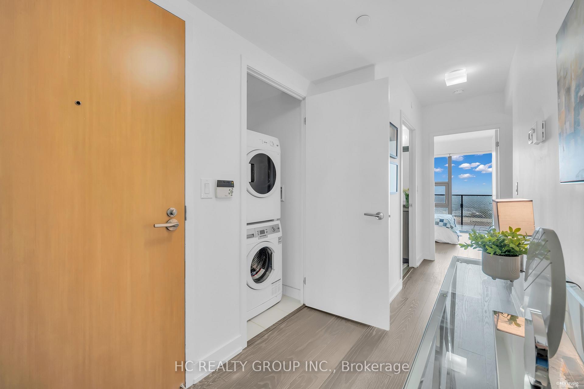 Photo 17 of Unit 3408, 11 Wellesley Street W, Toronto, Bay Street Corridor — HOMEH