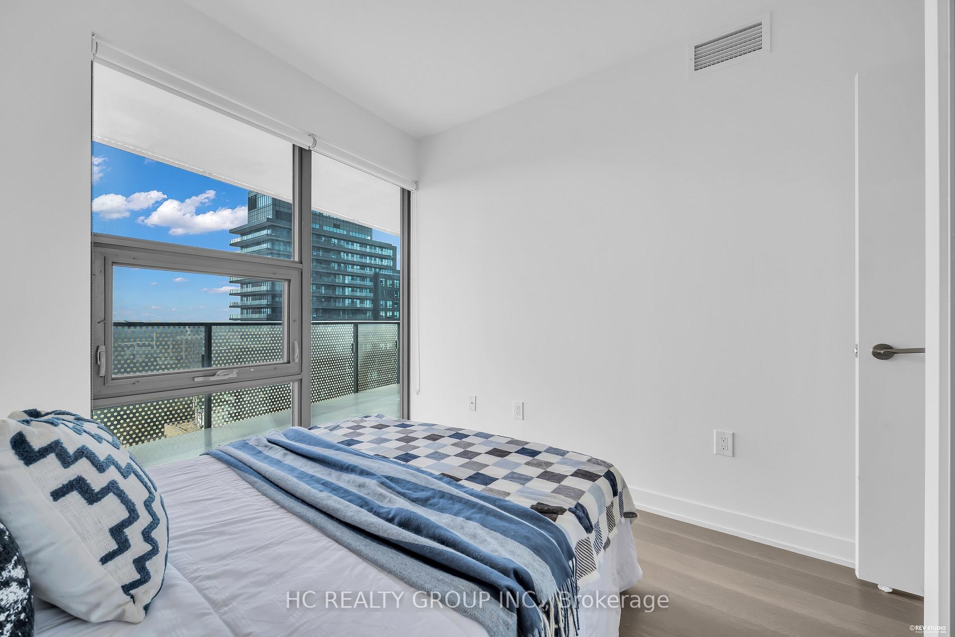 Photo 61 of Unit 3408, 11 Wellesley Street W, Toronto, Bay Street Corridor — HOMEH