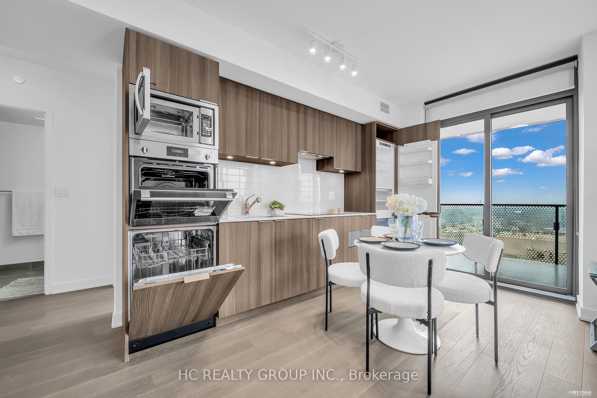 Photo 24 of Unit 3408, 11 Wellesley Street W, Toronto, Bay Street Corridor — HOMEH