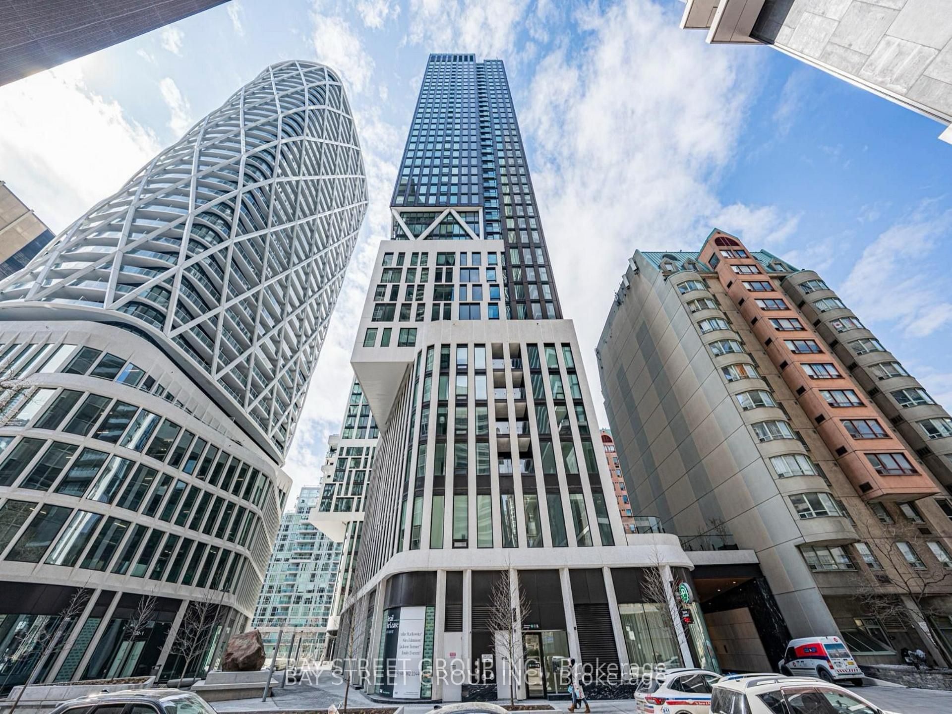 Photo of Unit 1904, 238 Simcoe Street