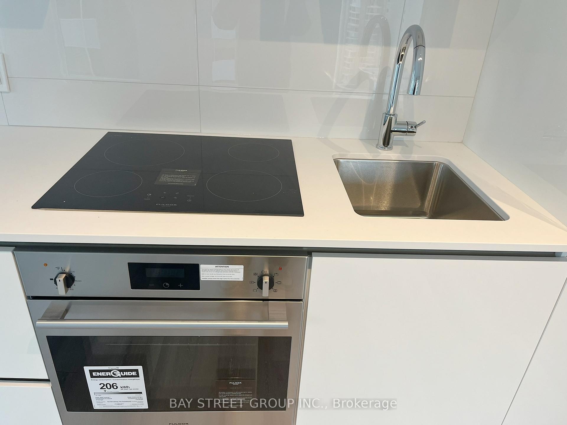 Photo 10 of Unit 1904, 238 Simcoe Street, Toronto, Kensington-Chinatown — HOMEH