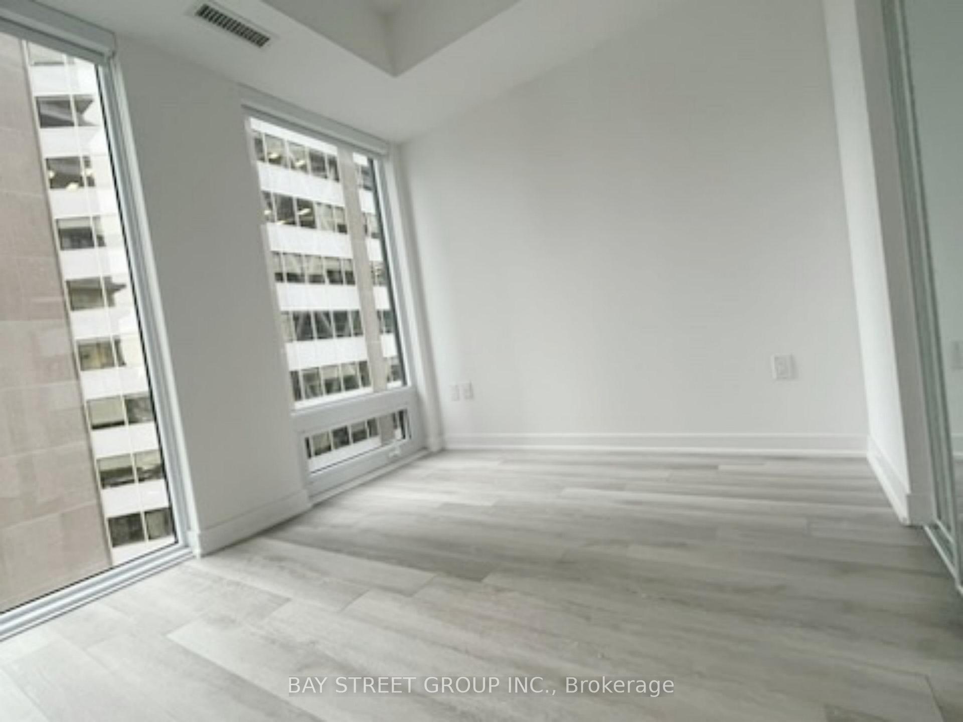 Photo 13 of Unit 1904, 238 Simcoe Street, Toronto, Kensington-Chinatown — HOMEH