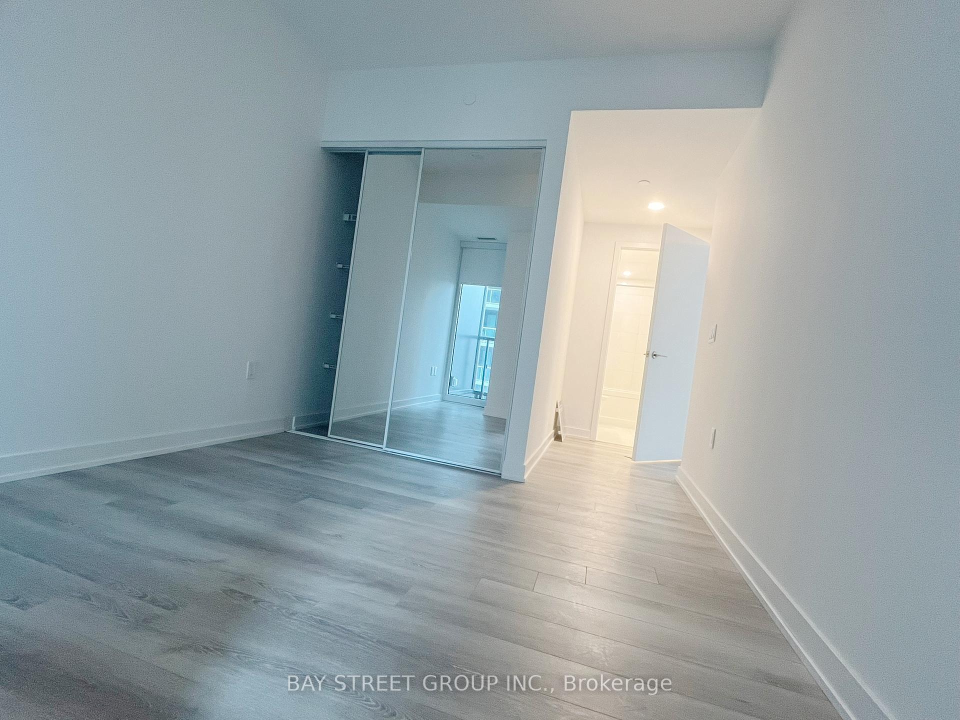 Photo 16 of Unit 1904, 238 Simcoe Street, Toronto, Kensington-Chinatown — HOMEH
