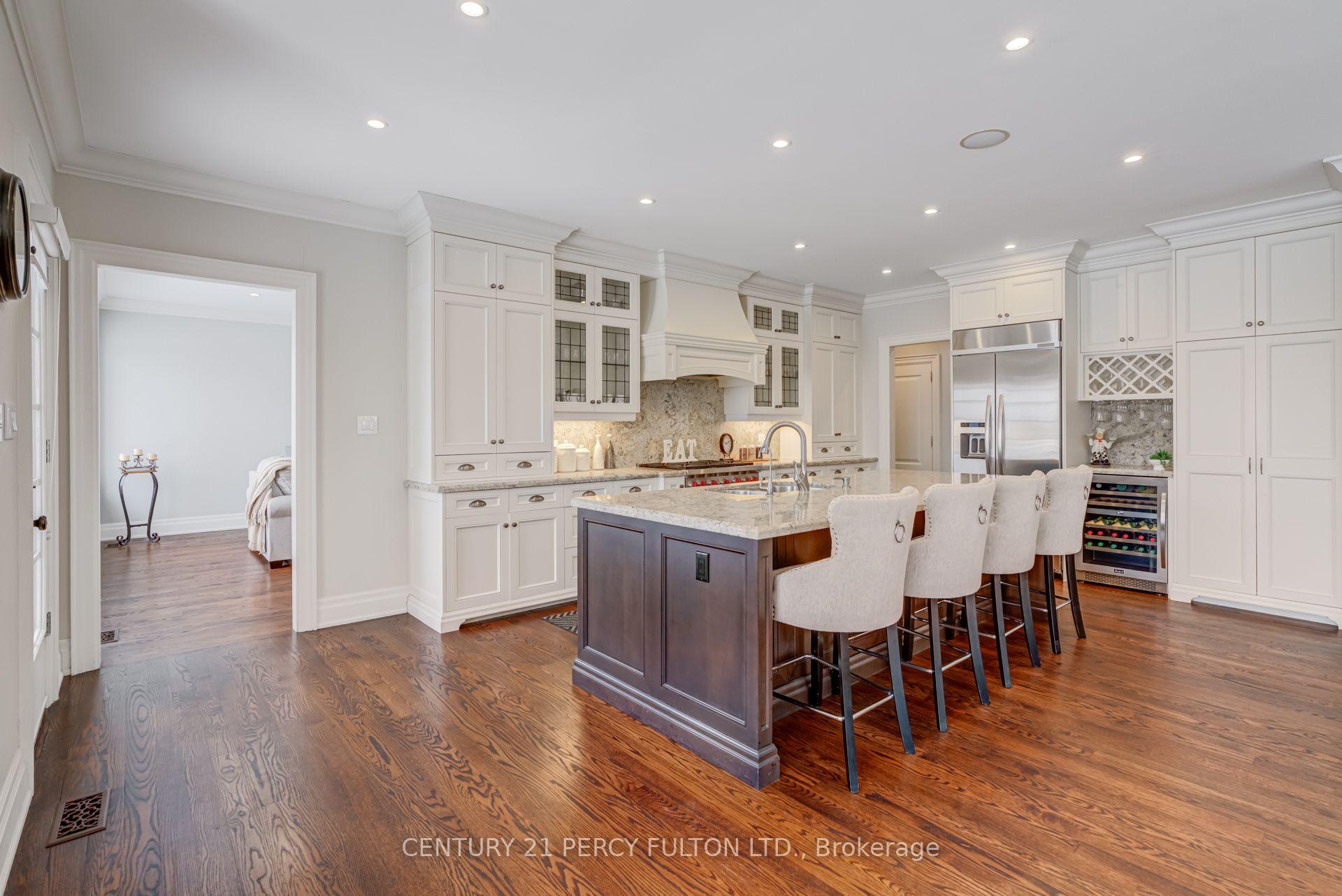 Photo 11 of 19 Wilson House Drive, Whitby, Rural Whitby — HOMEH