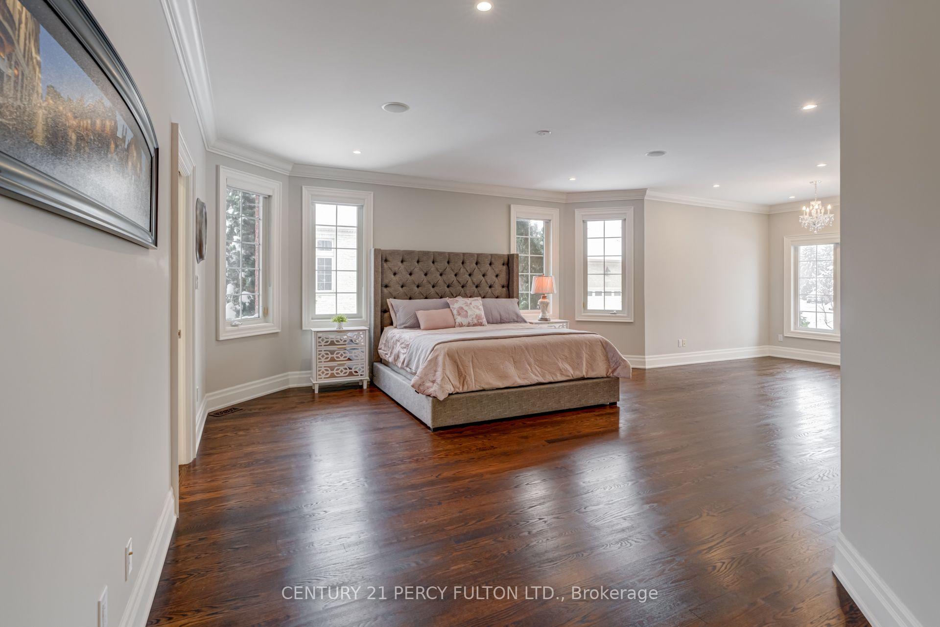 Photo 21 of 19 Wilson House Drive, Whitby, Rural Whitby — HOMEH