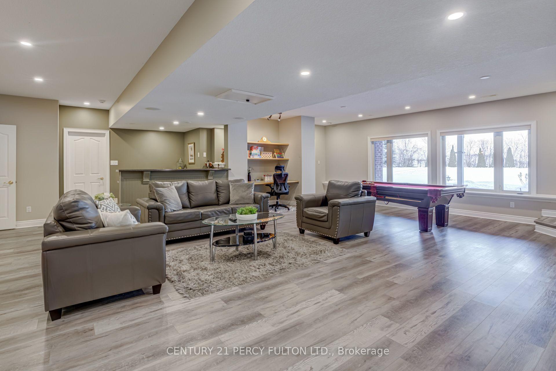 Photo 35 of 19 Wilson House Drive, Whitby, Rural Whitby — HOMEH