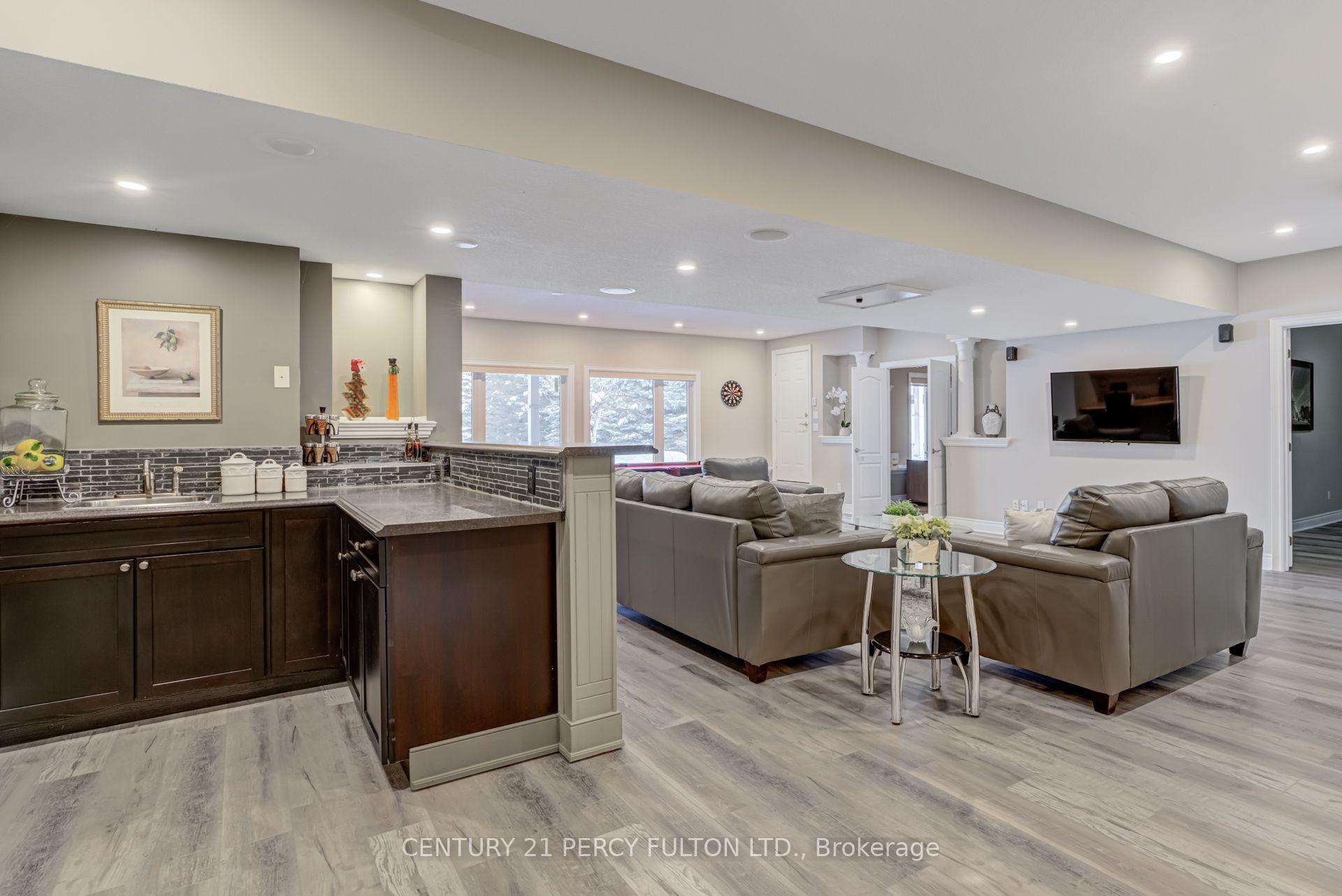 Photo 36 of 19 Wilson House Drive, Whitby, Rural Whitby — HOMEH