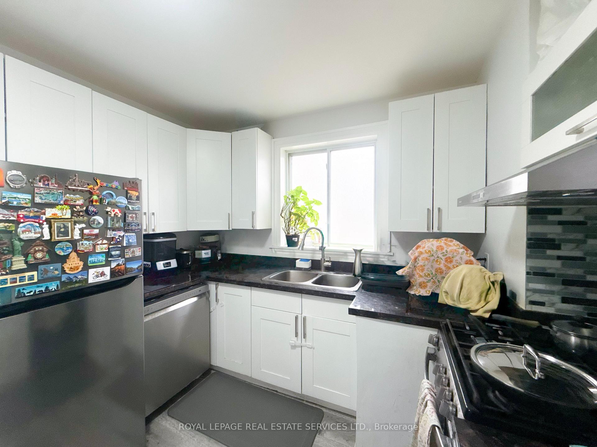 Photo 12 of Unit Main, 290 The East Mall, Etobicoke, Islington-City Centre West — HOMEH