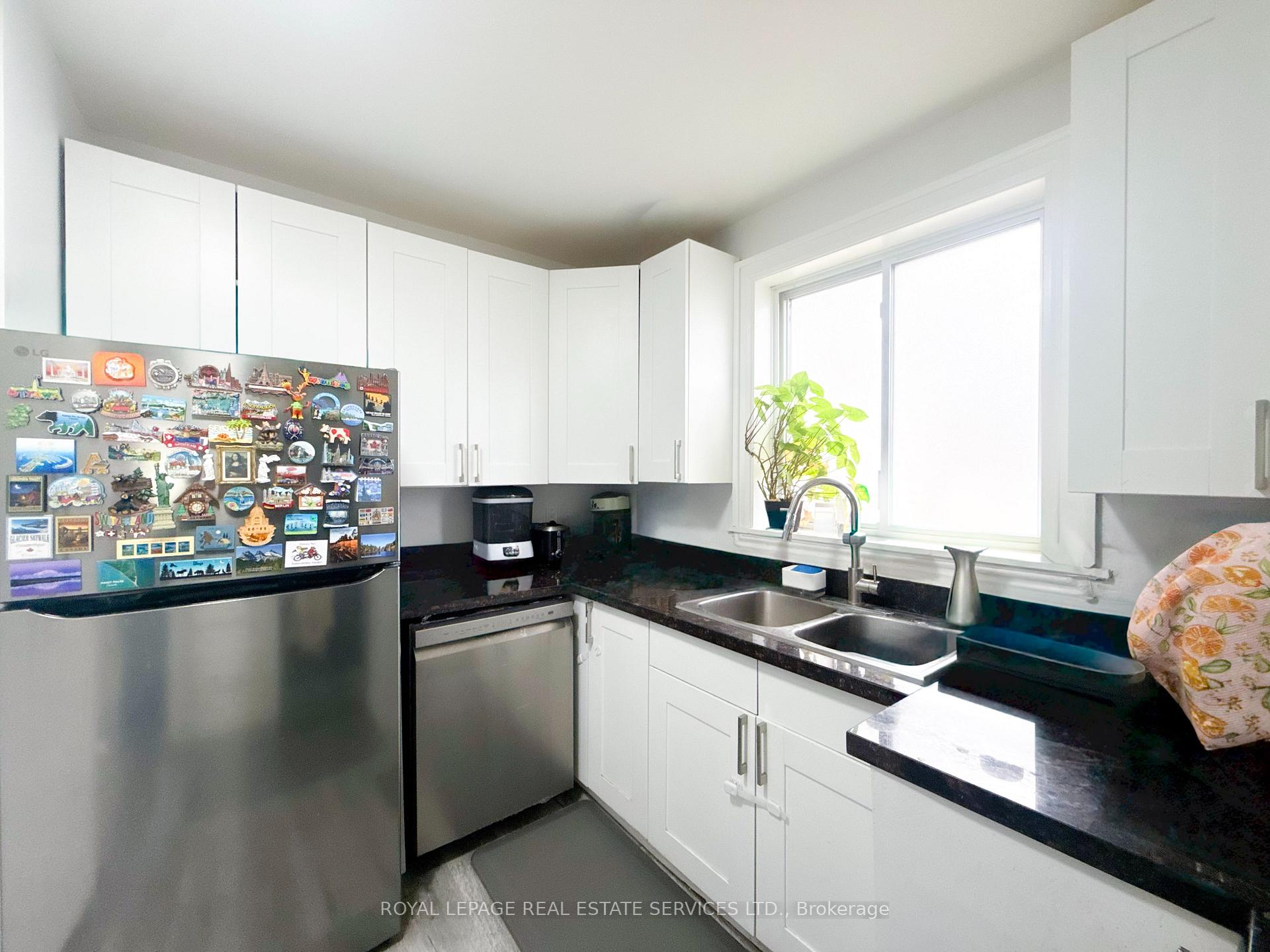 Photo 13 of Unit Main, 290 The East Mall, Etobicoke, Islington-City Centre West — HOMEH