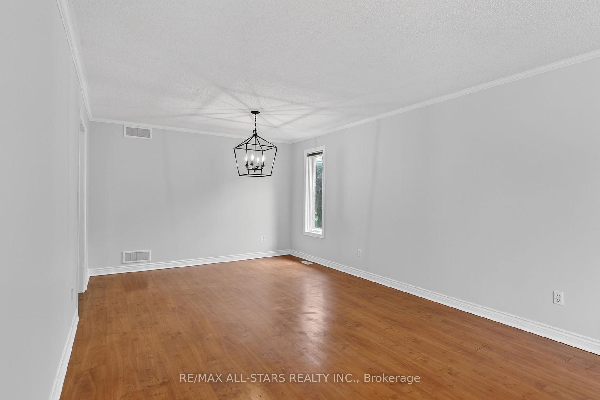 Photo 15 of 29 Lakeview Drive, Scugog, Port Perry — HOMEH