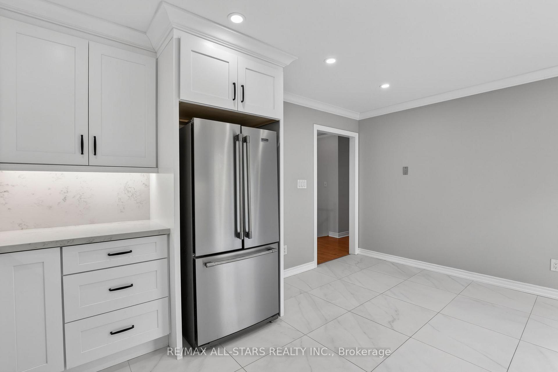 Photo 18 of 29 Lakeview Drive, Scugog, Port Perry — HOMEH