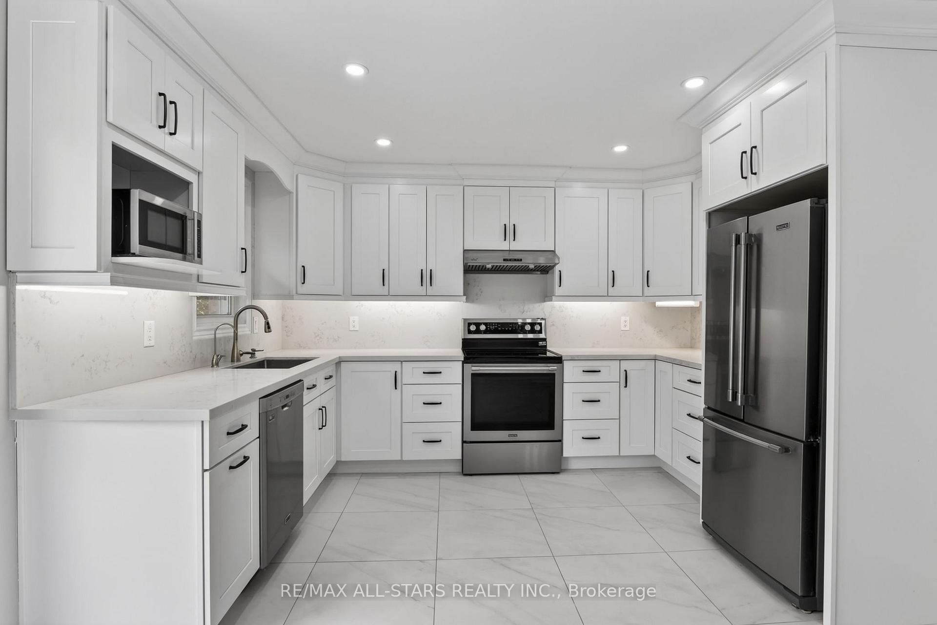 Photo 19 of 29 Lakeview Drive, Scugog, Port Perry — HOMEH