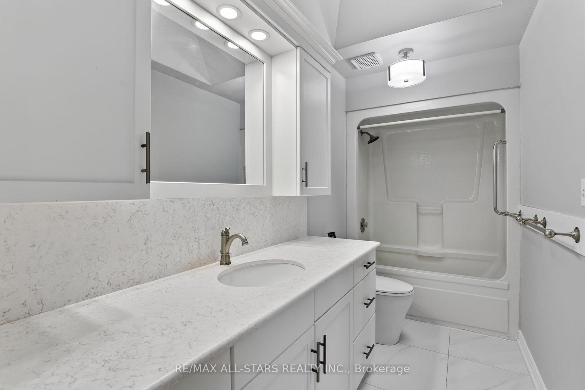 Photo 27 of 29 Lakeview Drive, Scugog, Port Perry — HOMEH