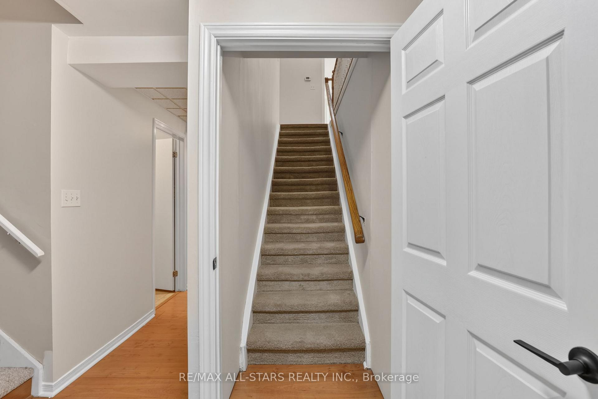 Photo 30 of 29 Lakeview Drive, Scugog, Port Perry — HOMEH