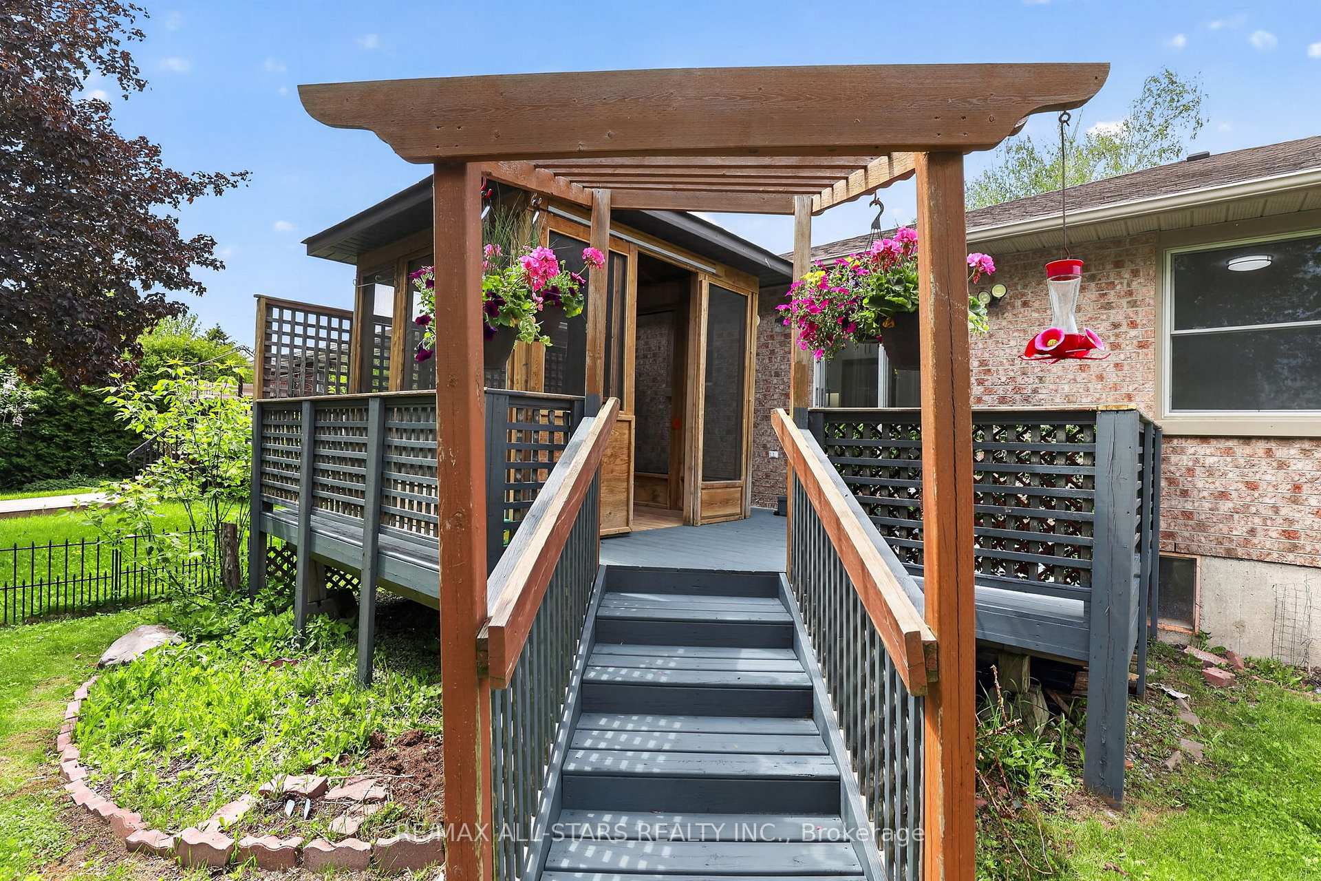 Photo 37 of 29 Lakeview Drive, Scugog, Port Perry — HOMEH