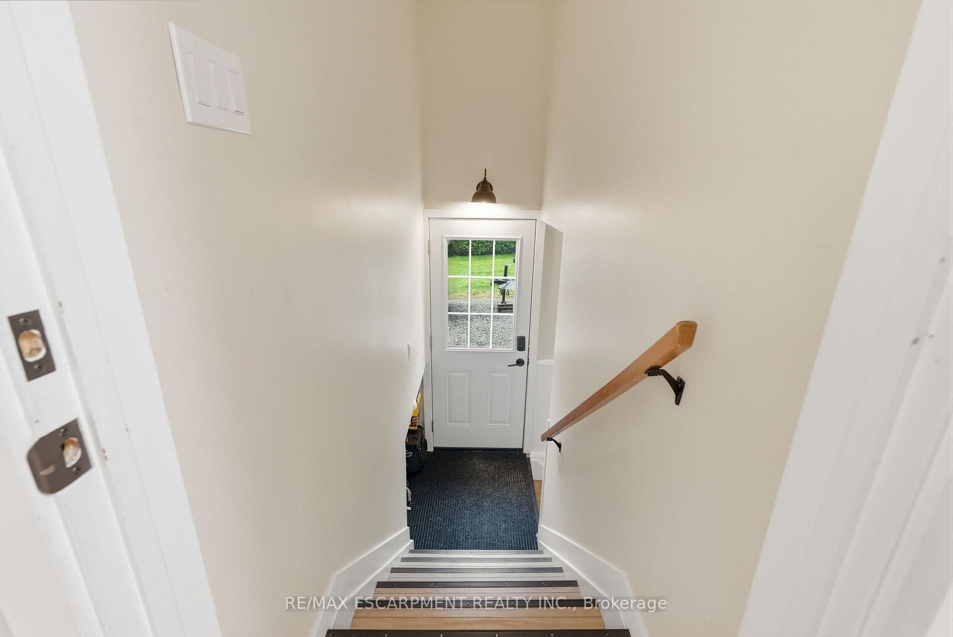 Photo 23 of 10 Taylor Crescent, Hamilton, Greensville — HOMEH