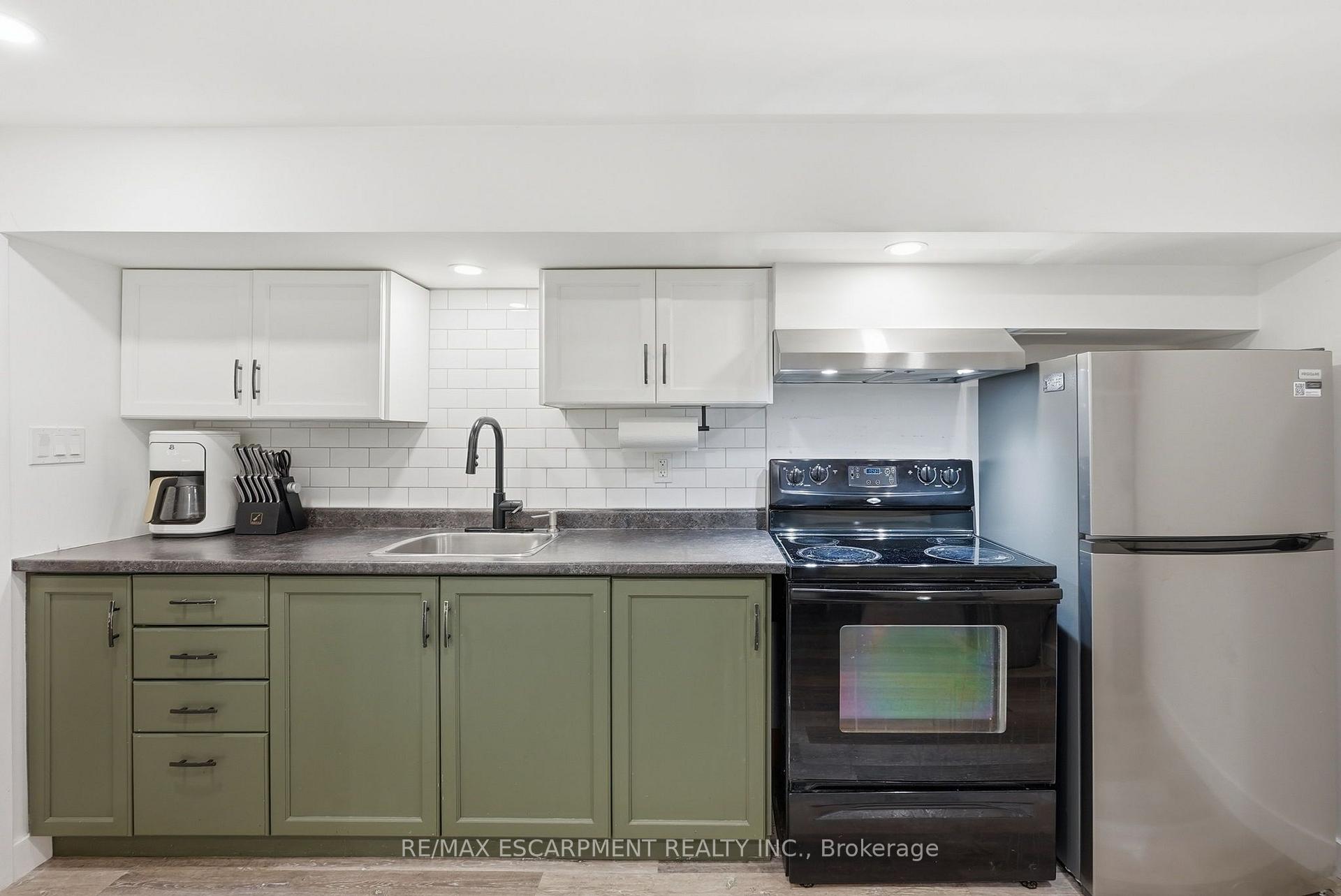 Photo 29 of 10 Taylor Crescent, Hamilton, Greensville — HOMEH
