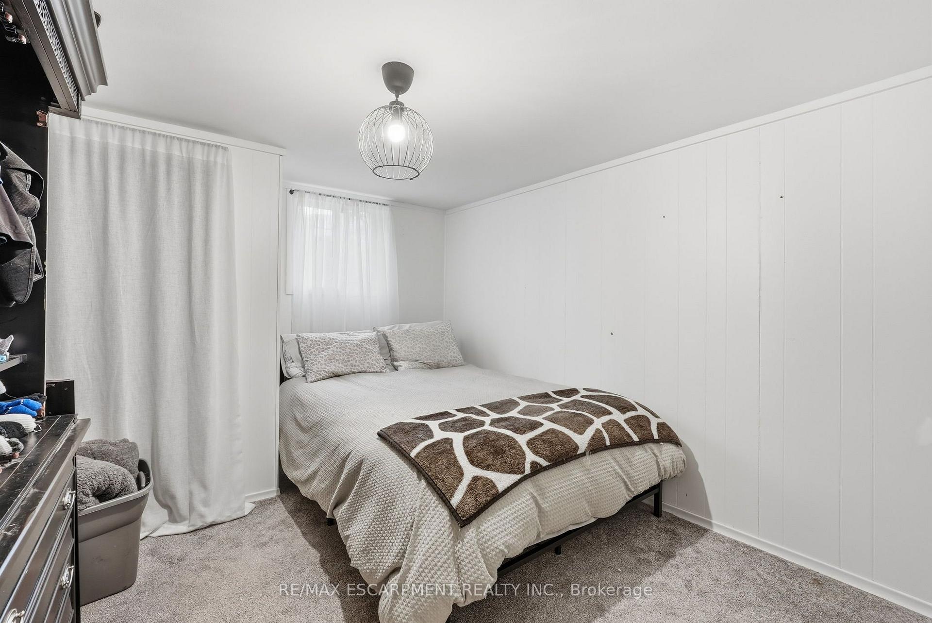 Photo 32 of 10 Taylor Crescent, Hamilton, Greensville — HOMEH
