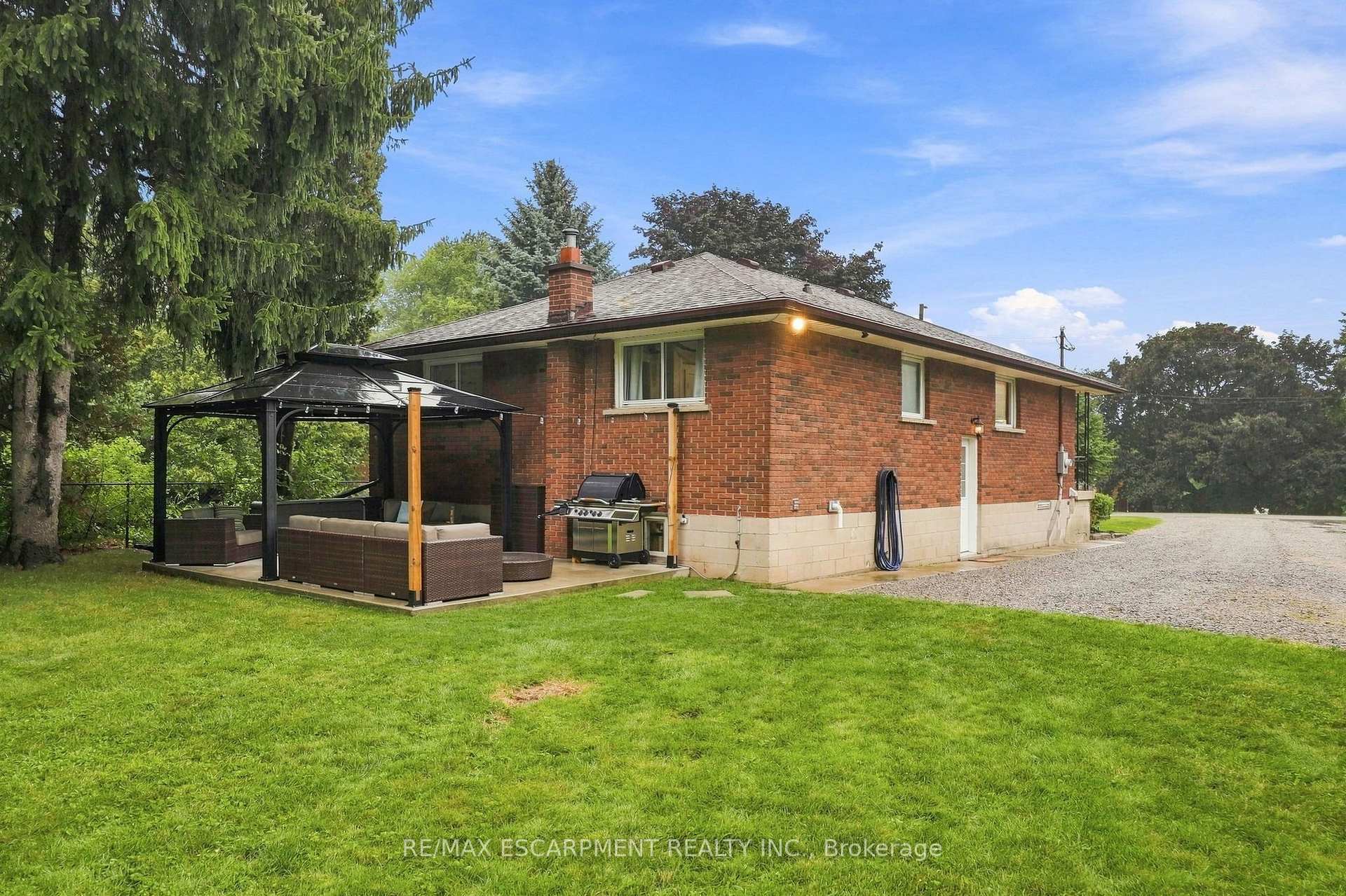 Photo 33 of 10 Taylor Crescent, Hamilton, Greensville — HOMEH