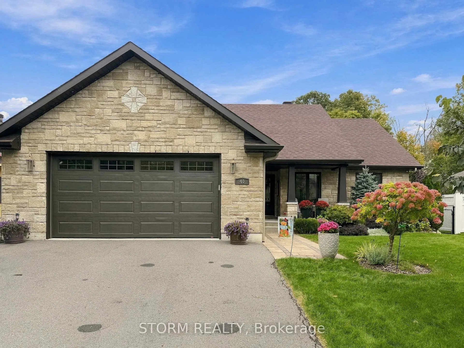 Photo 2 of 40 Ault Drive, South Stormont, Ingleside — HOMEH