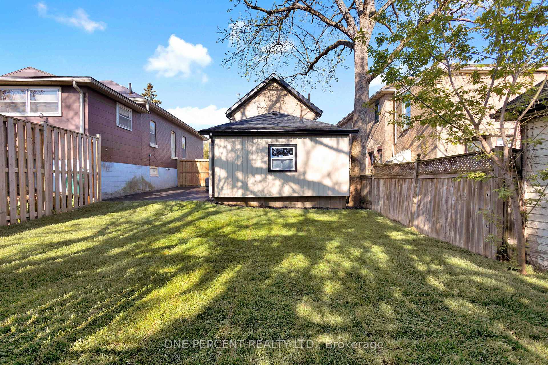 Photo 25 of 187 Drummond Street, Brantford, East Ward — HOMEH