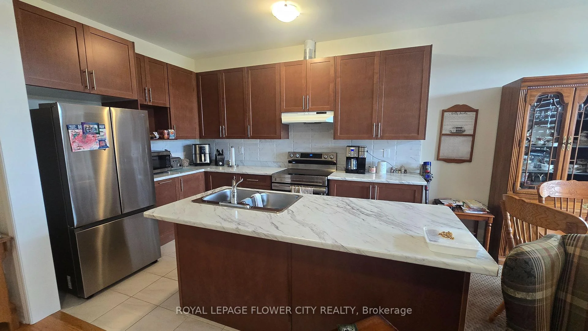 Photo 7 of 1241 Rexton Drive, Oshawa, Kedron — HOMEH