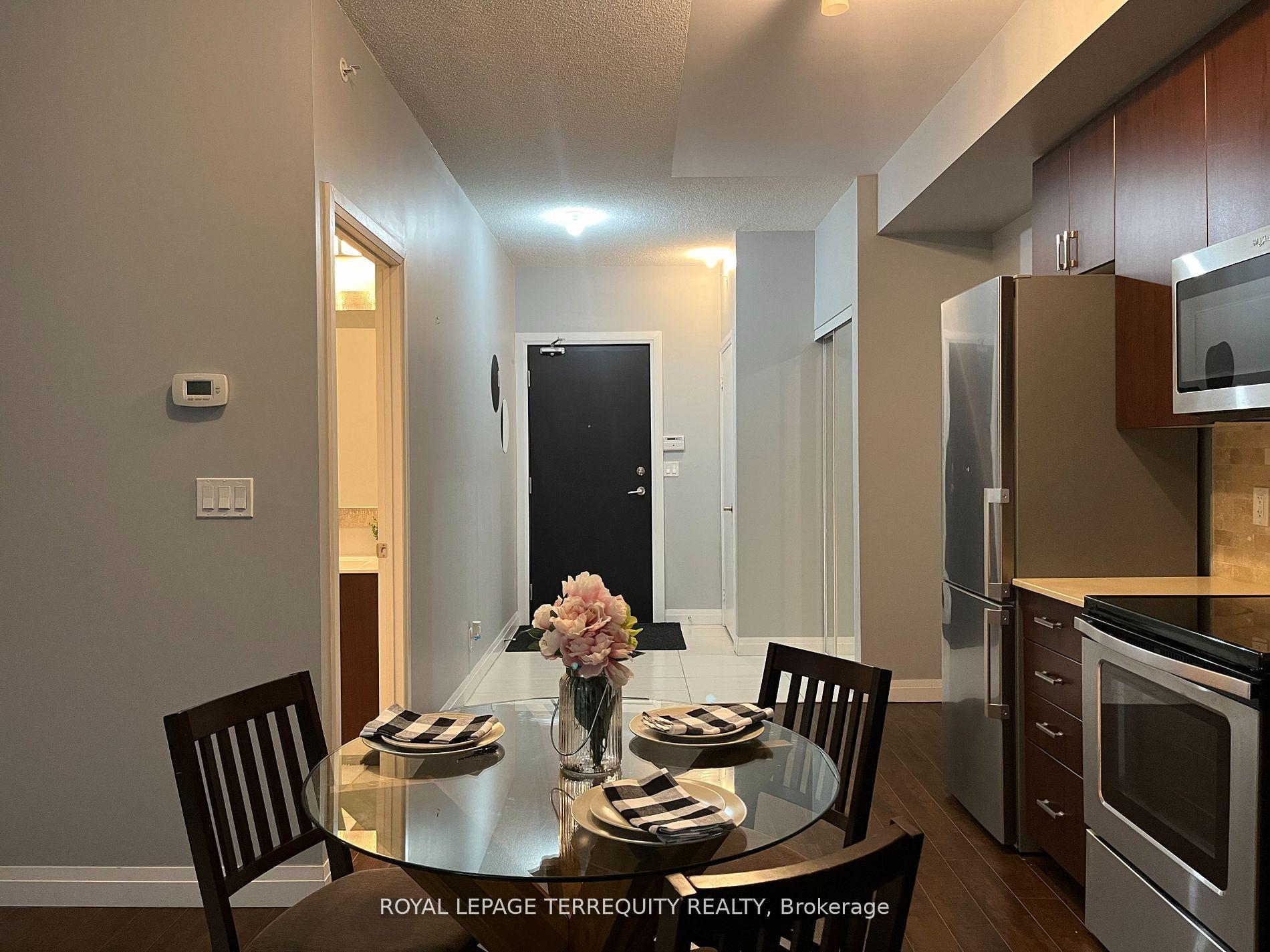 Photo 4 of Unit 1011, 22 East Haven Drive, Scarborough, Birchcliffe-Cliffside — HOMEH