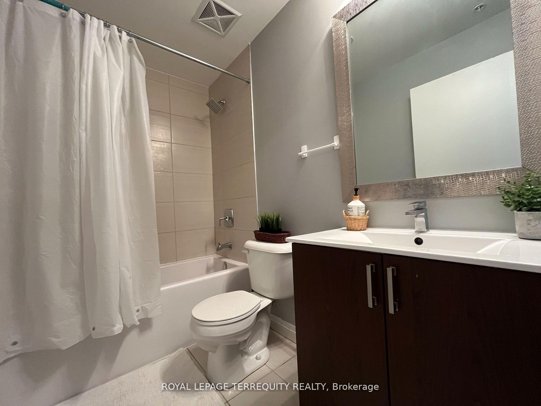 Photo 11 of Unit 1011, 22 East Haven Drive, Scarborough, Birchcliffe-Cliffside — HOMEH