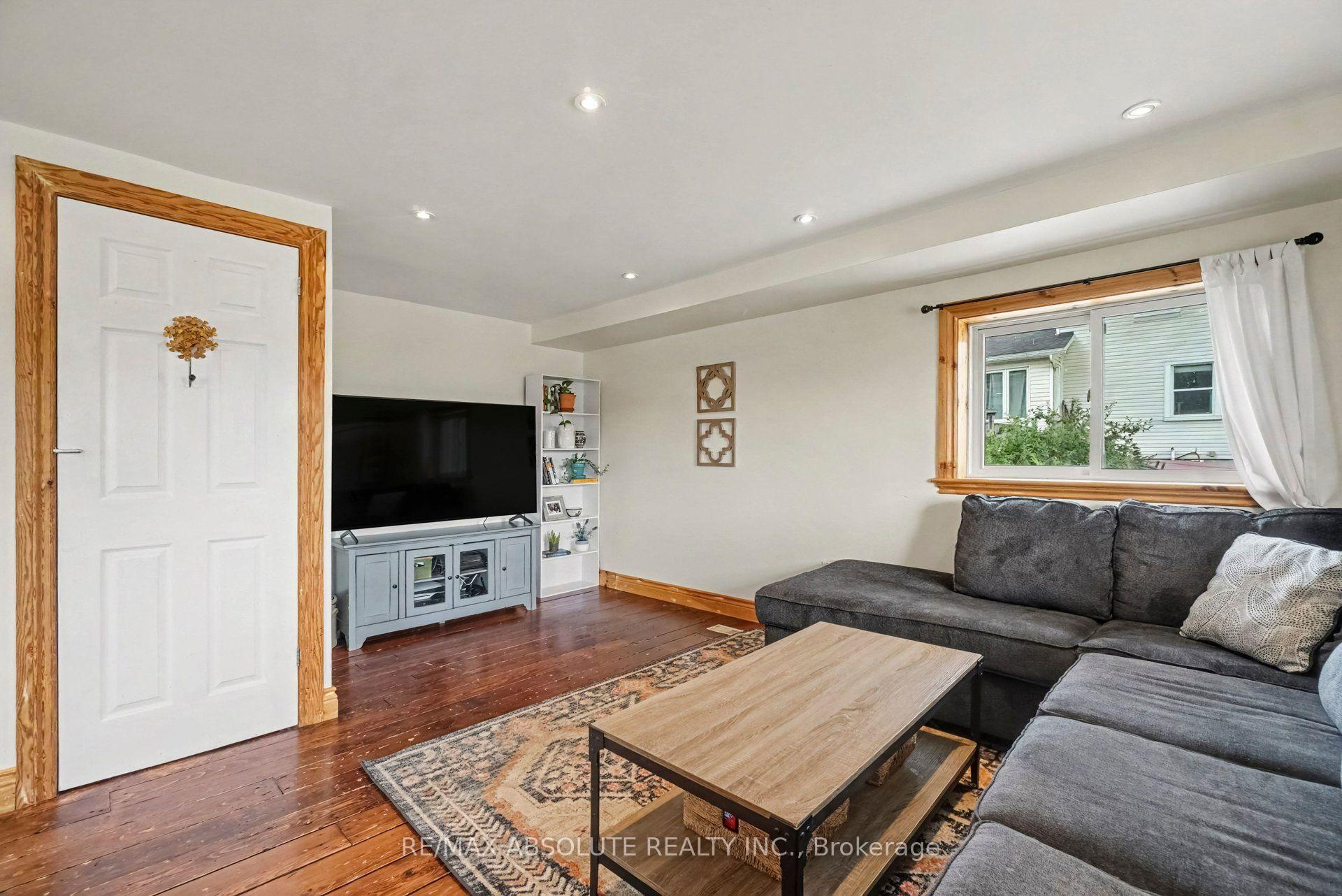 Photo 6 of 246 Albert Street, Arnprior, Arnprior — HOMEH