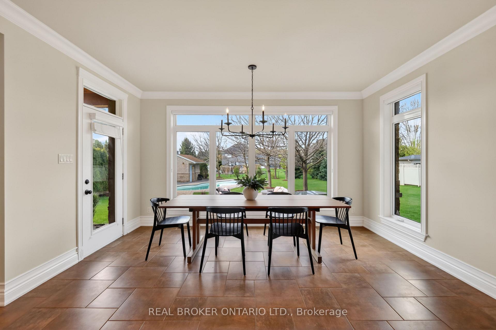 Photo 18 of 465 Lockmaster Crescent, Ottawa, Manotick Village & Manotick Estates — HOMEH