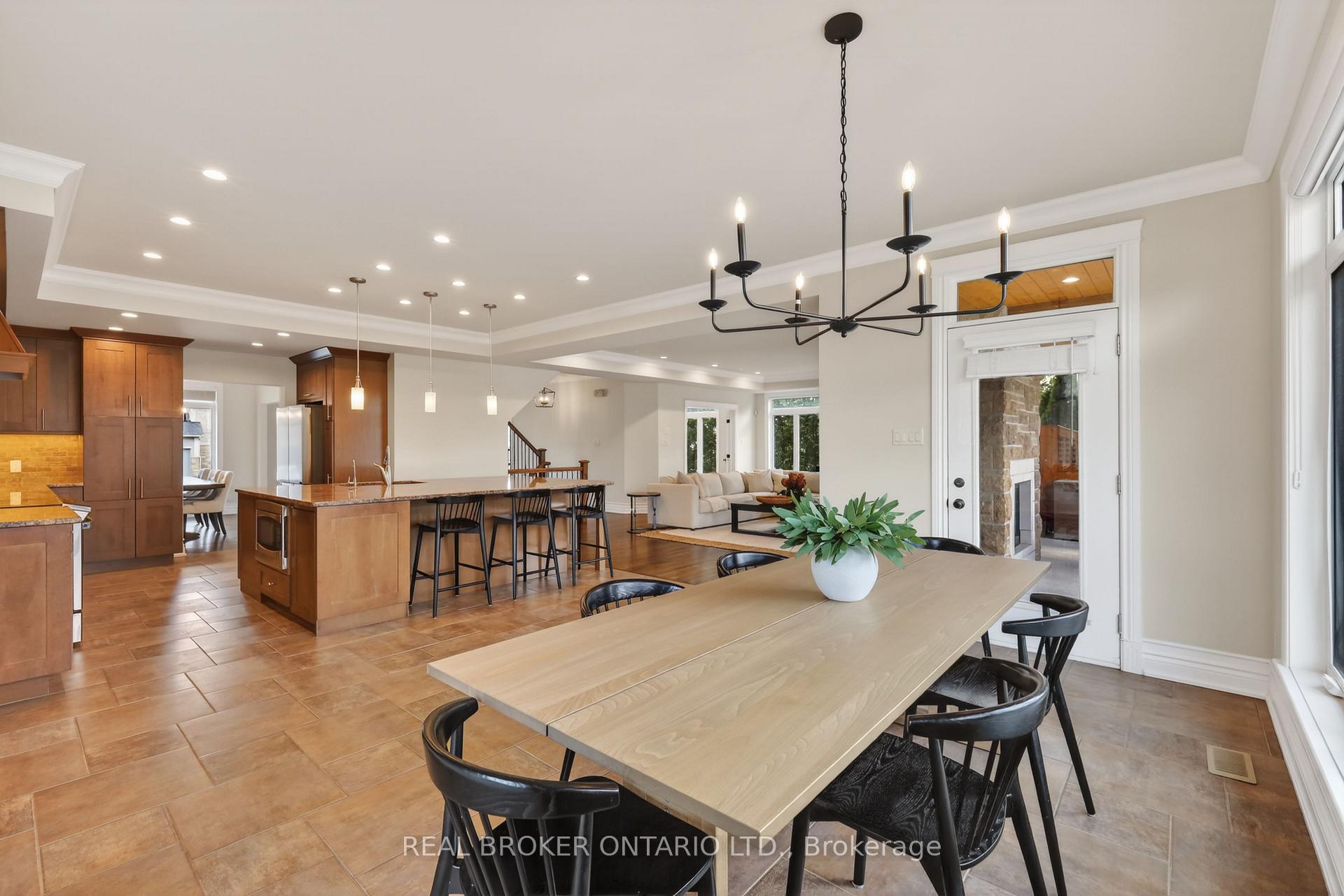 Photo 19 of 465 Lockmaster Crescent, Ottawa, Manotick Village & Manotick Estates — HOMEH