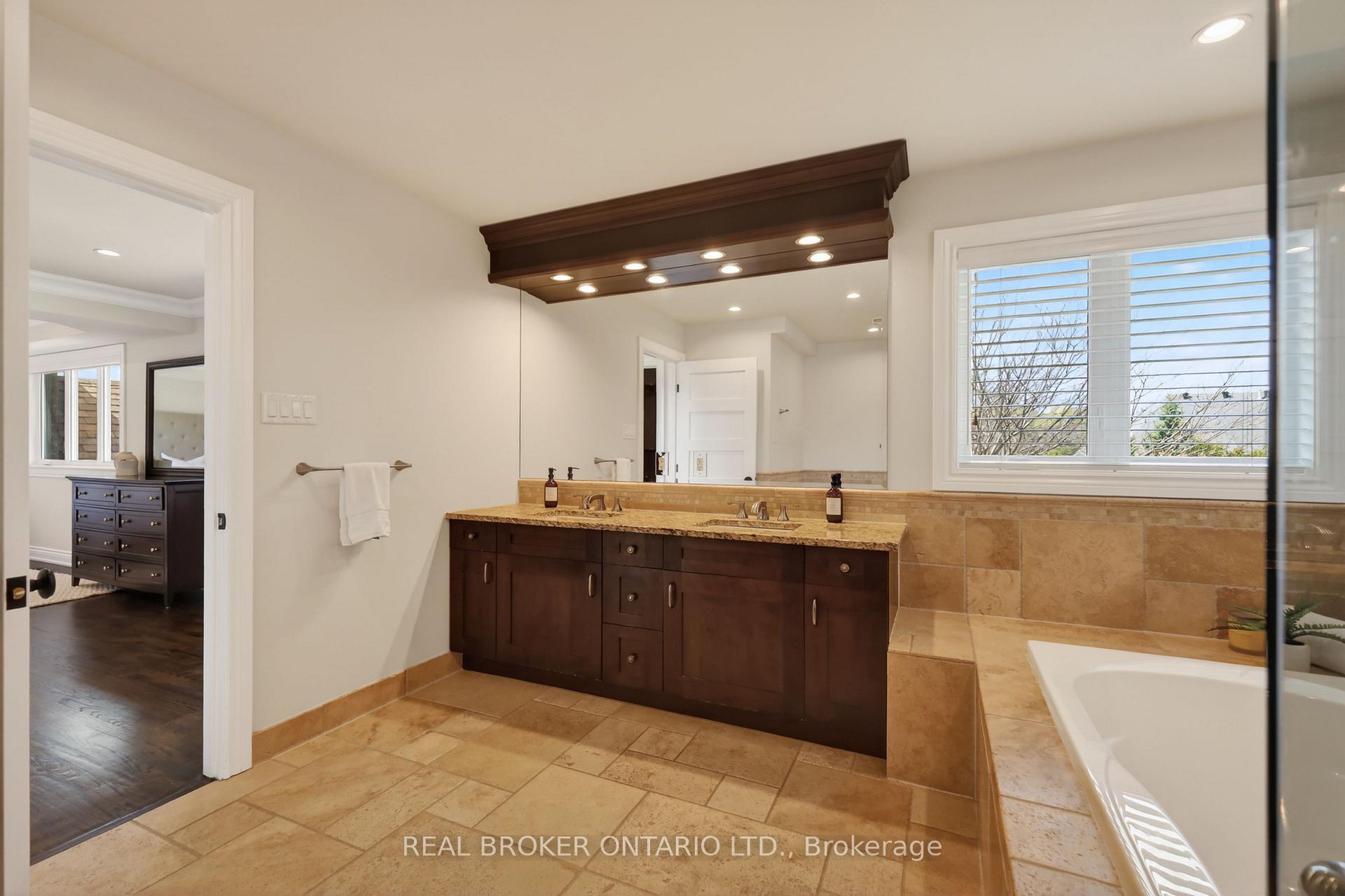Photo 29 of 465 Lockmaster Crescent, Ottawa, Manotick Village & Manotick Estates — HOMEH