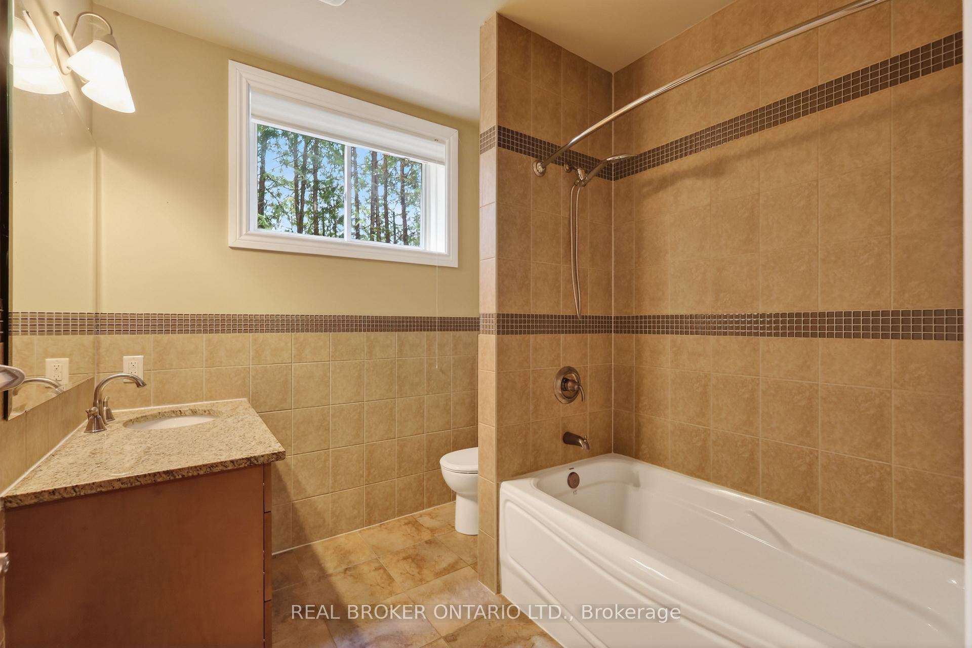 Photo 42 of 465 Lockmaster Crescent, Ottawa, Manotick Village & Manotick Estates — HOMEH