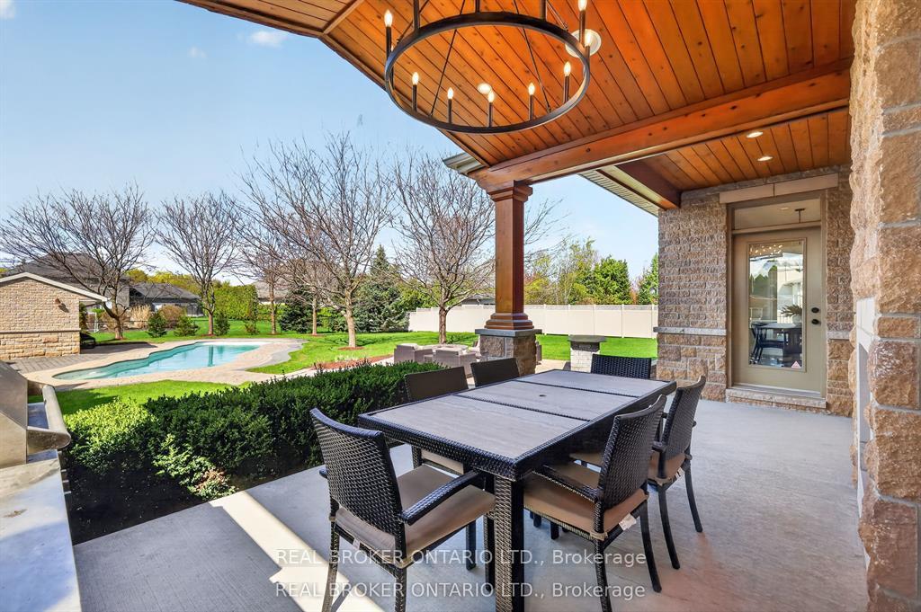Photo 47 of 465 Lockmaster Crescent, Ottawa, Manotick Village & Manotick Estates — HOMEH