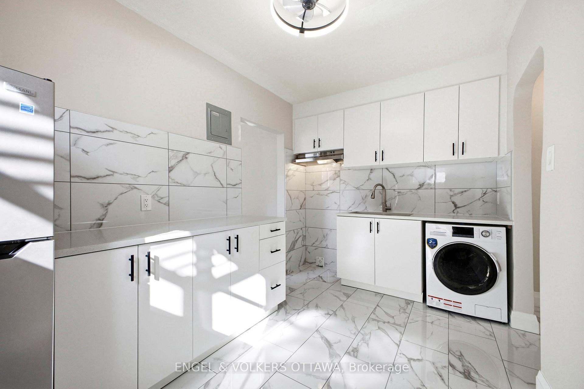 Photo 6 of 287 St Laurent Boulevard, Ottawa, Manor Park — HOMEH