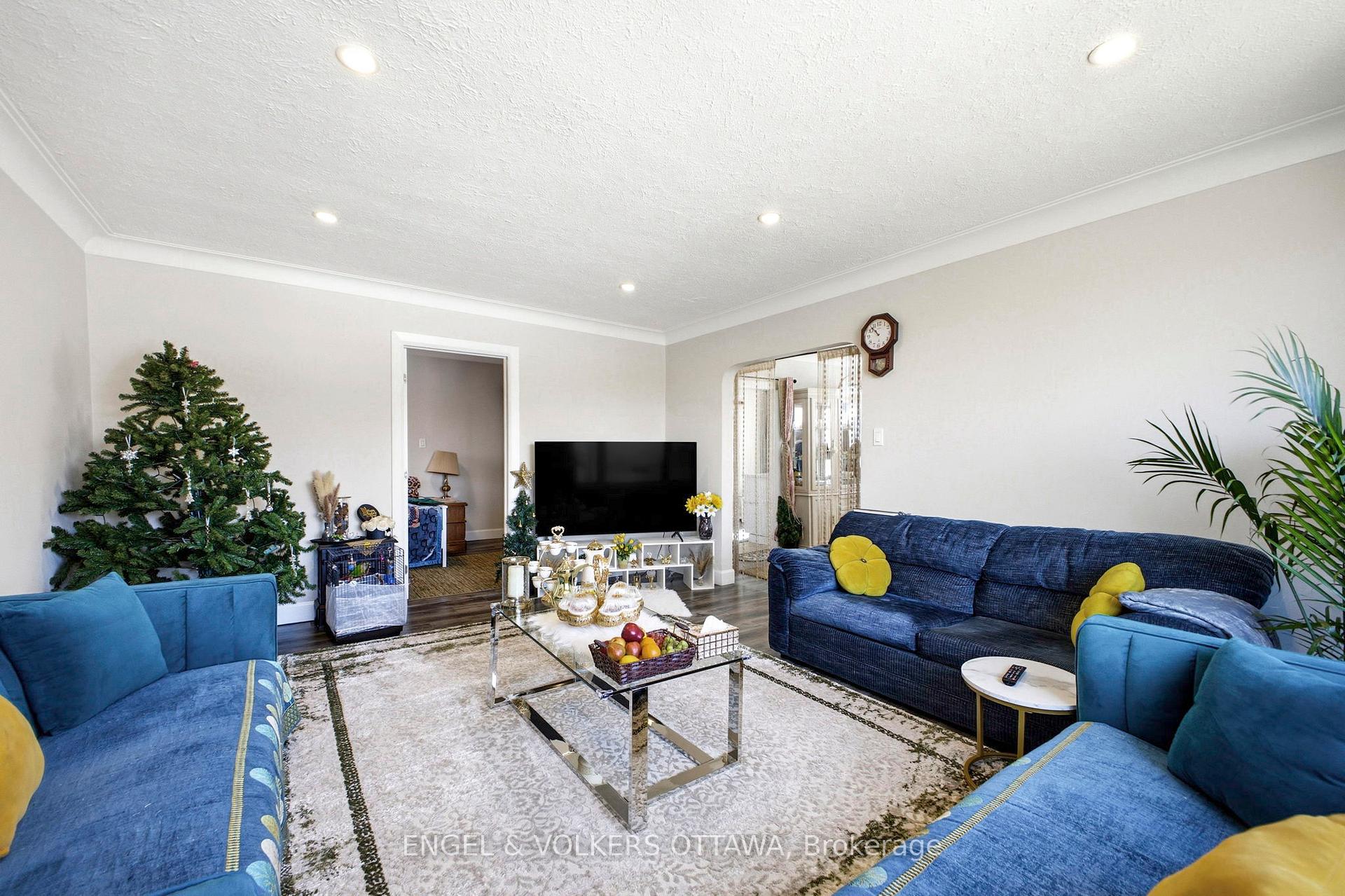 Photo 23 of 287 St Laurent Boulevard, Ottawa, Manor Park — HOMEH