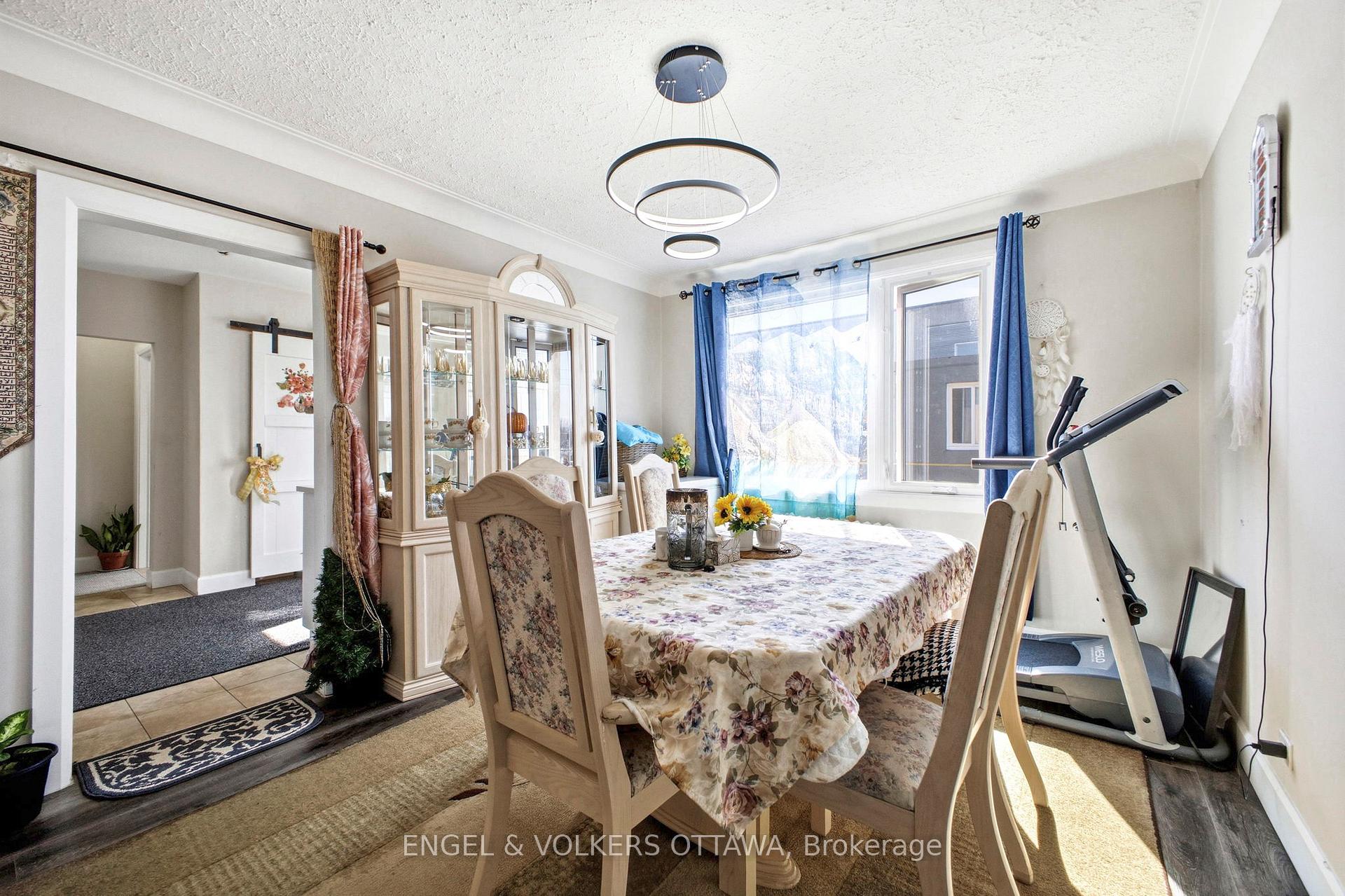 Photo 26 of 287 St Laurent Boulevard, Ottawa, Manor Park — HOMEH